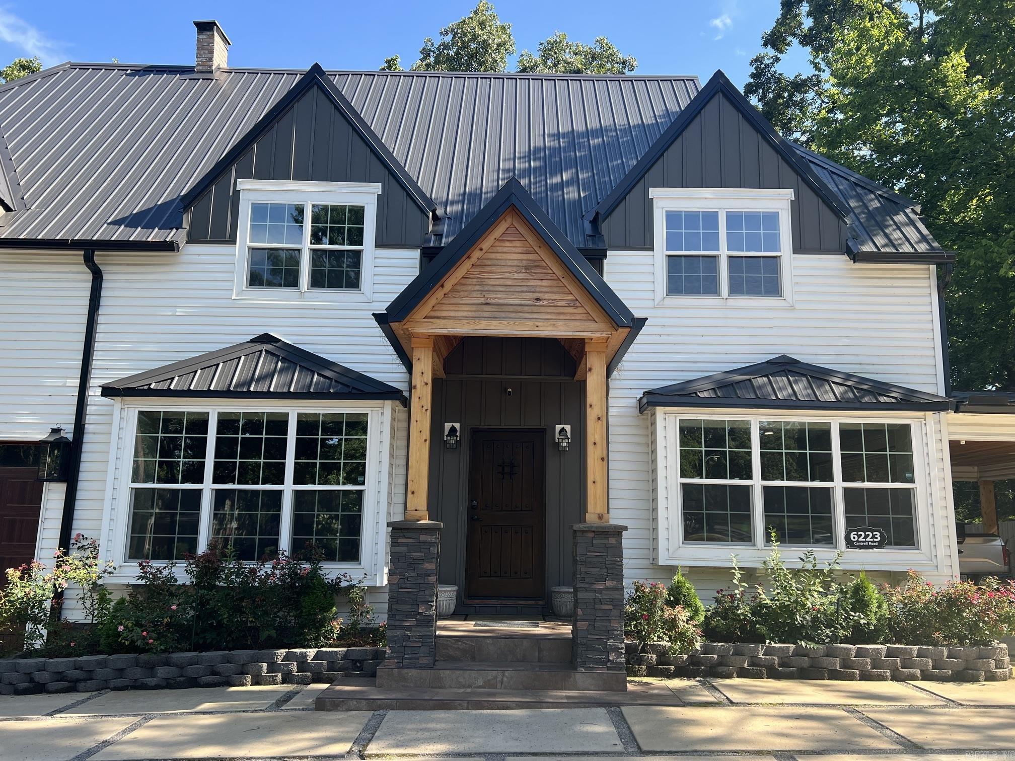 6223 CANTRELL  Little Rock, AR