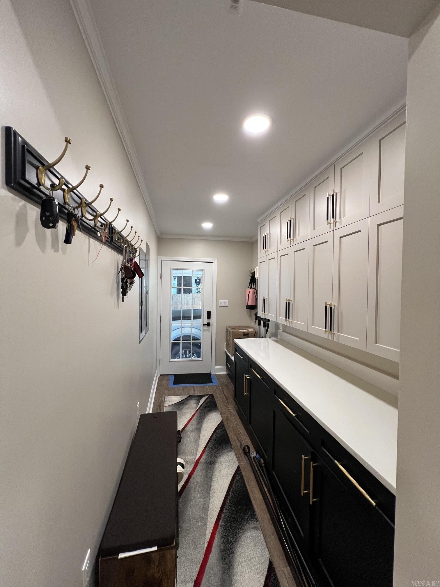 6223 CANTRELL  Little Rock, AR