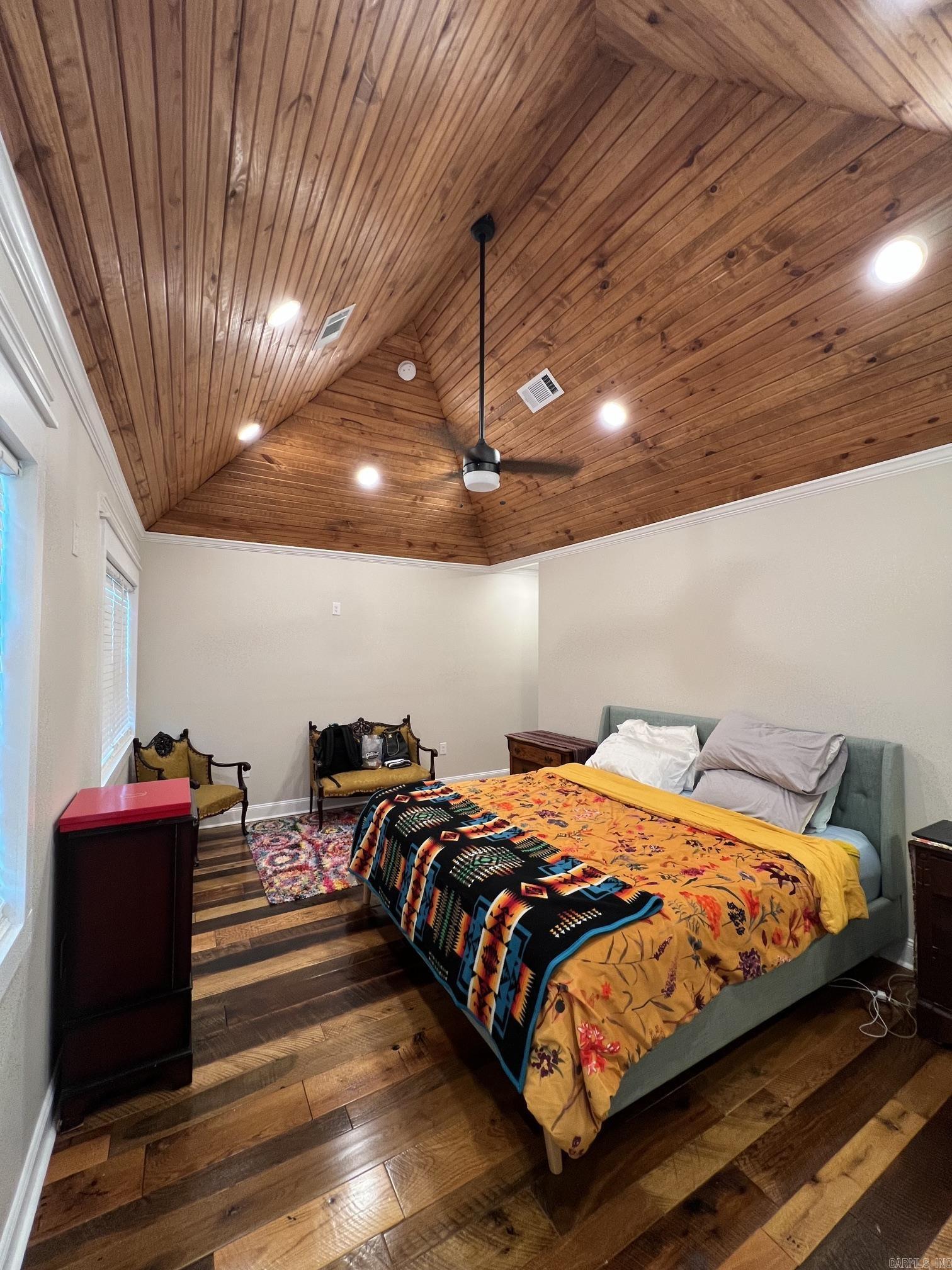 6223 CANTRELL  Little Rock, AR