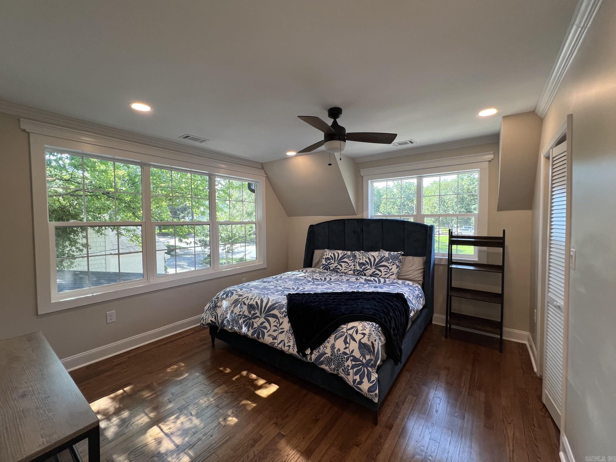 6223 CANTRELL  Little Rock, AR