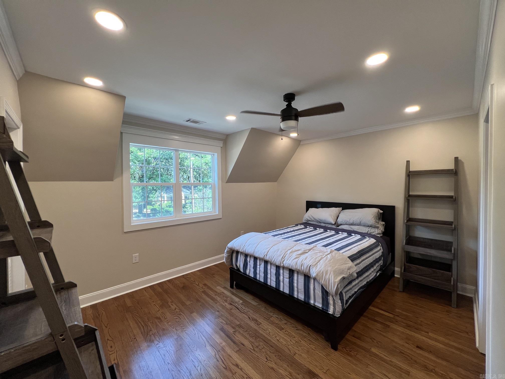 6223 CANTRELL  Little Rock, AR