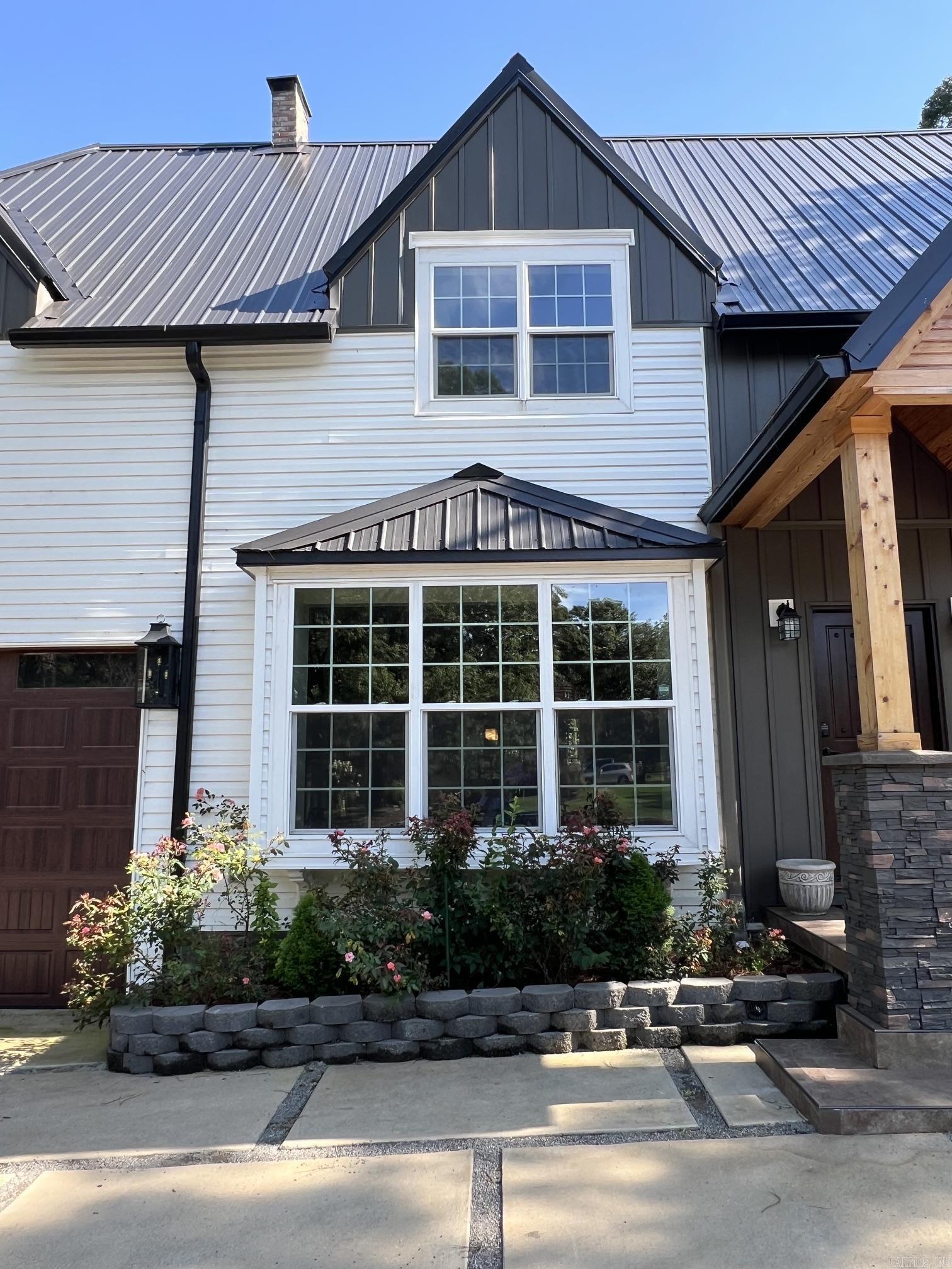 6223 CANTRELL  Little Rock, AR