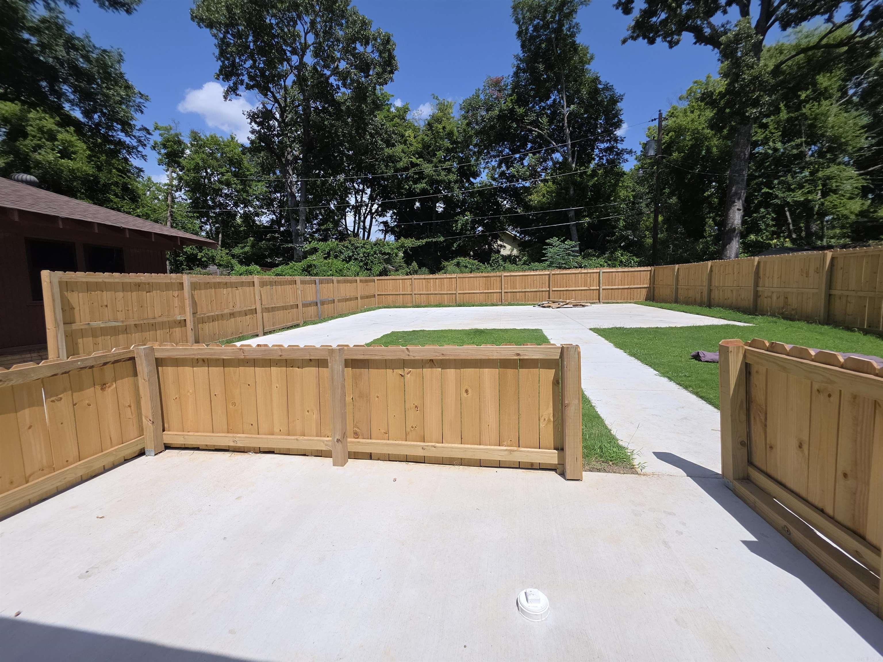 1215 Dennison A Little Rock, AR