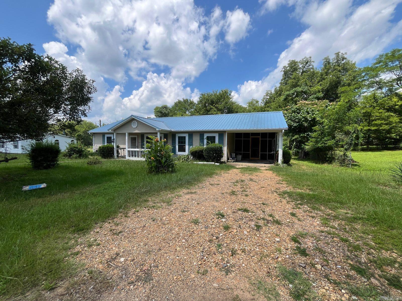 135 N 17th  Arkadelphia, AR