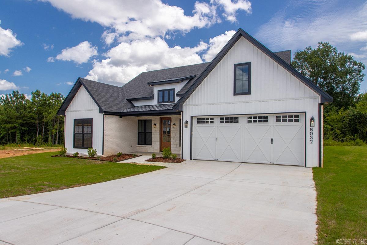 8032 Creek Rock  Alexander, AR