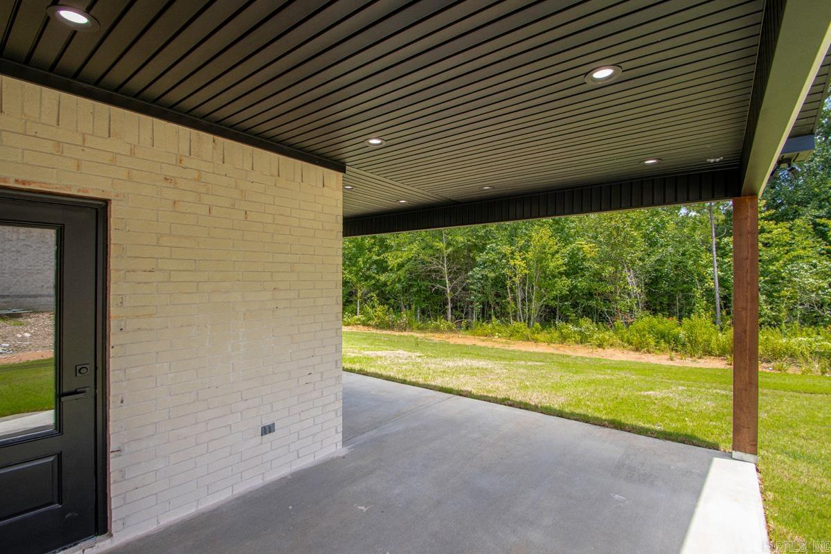 8032 Creek Rock  Bryant, AR