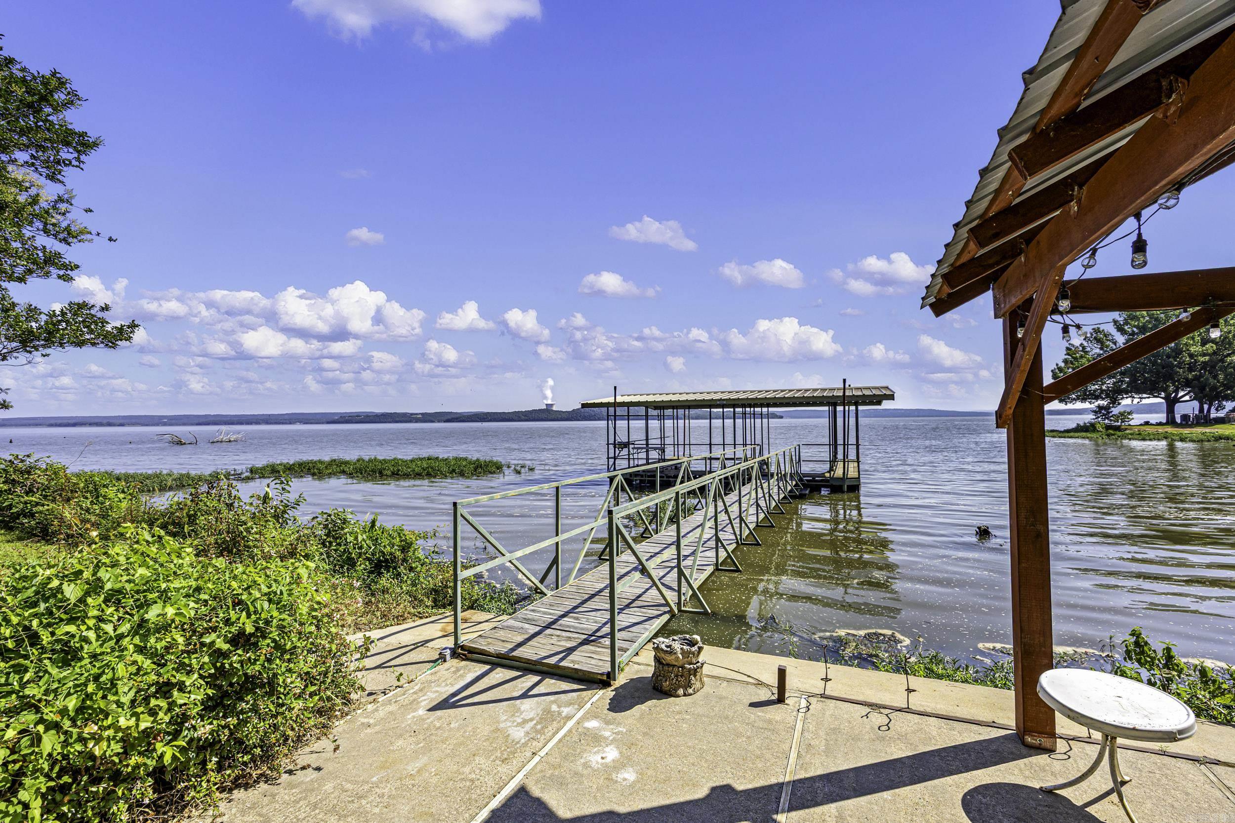 10101 Lakeshore  Dardanelle, AR