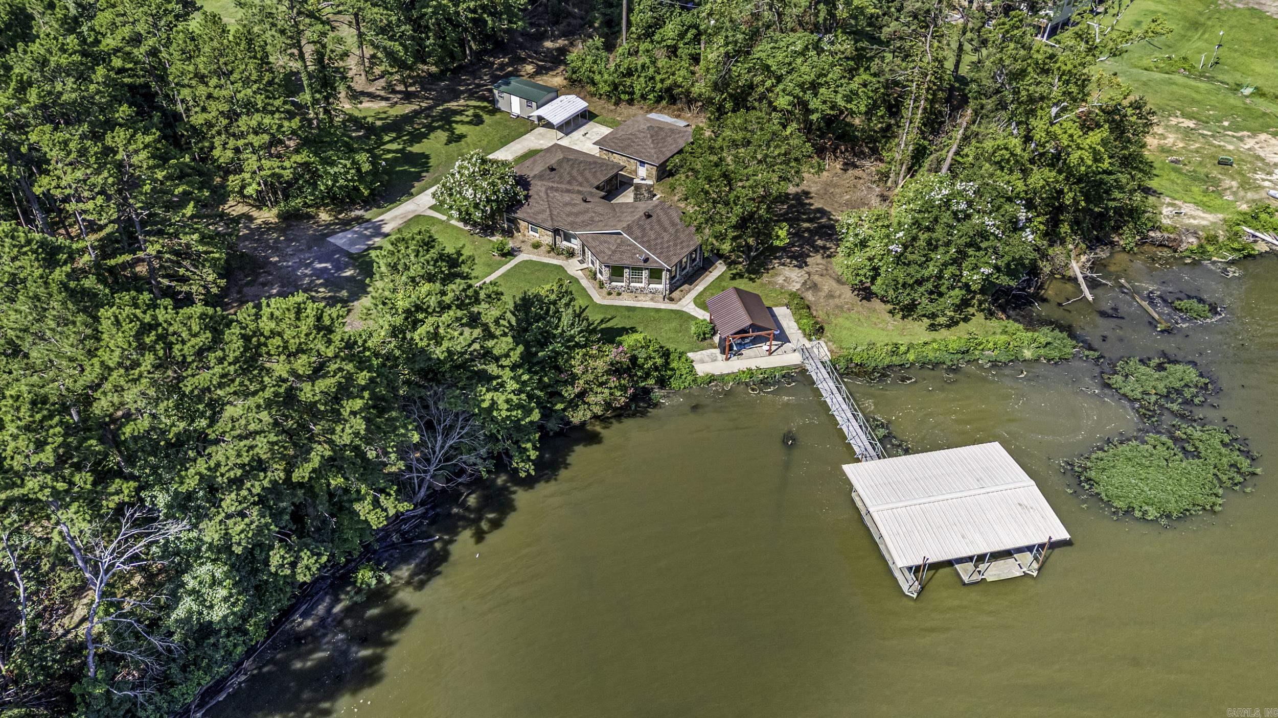 10101 Lakeshore  Dardanelle, AR