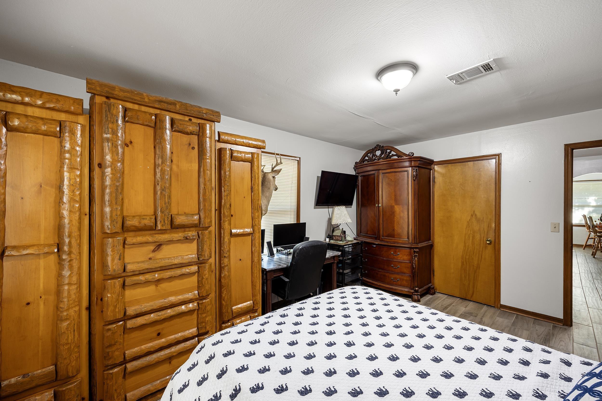 10101 Lakeshore  Dardanelle, AR
