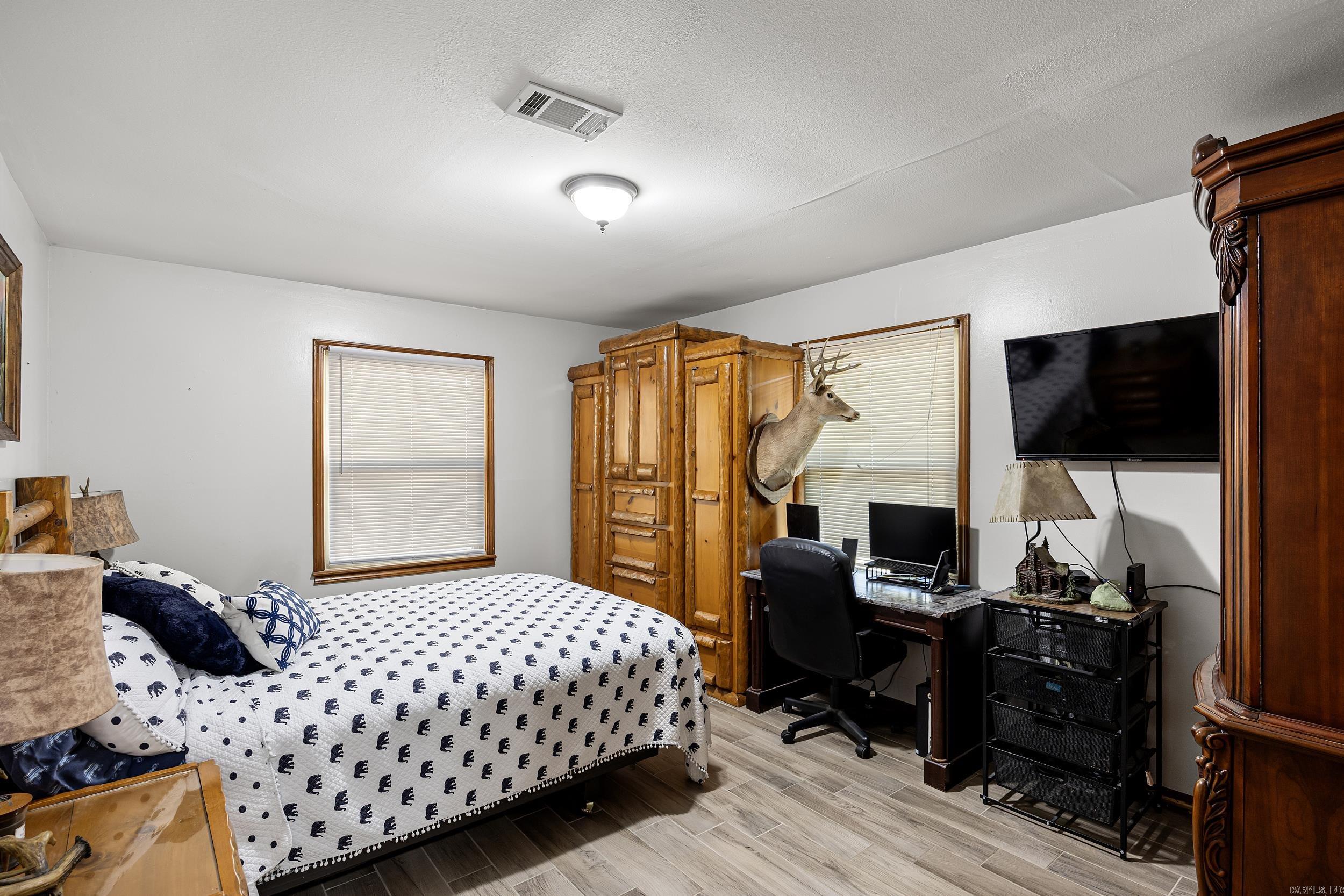 10101 Lakeshore  Dardanelle, AR