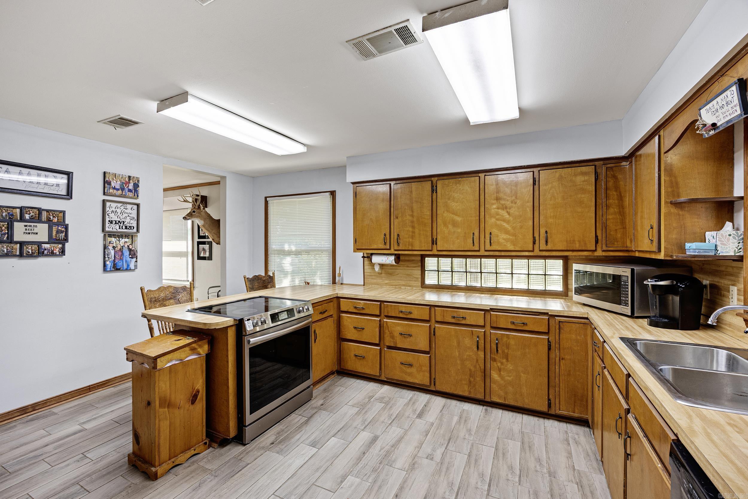 10101 Lakeshore  Dardanelle, AR