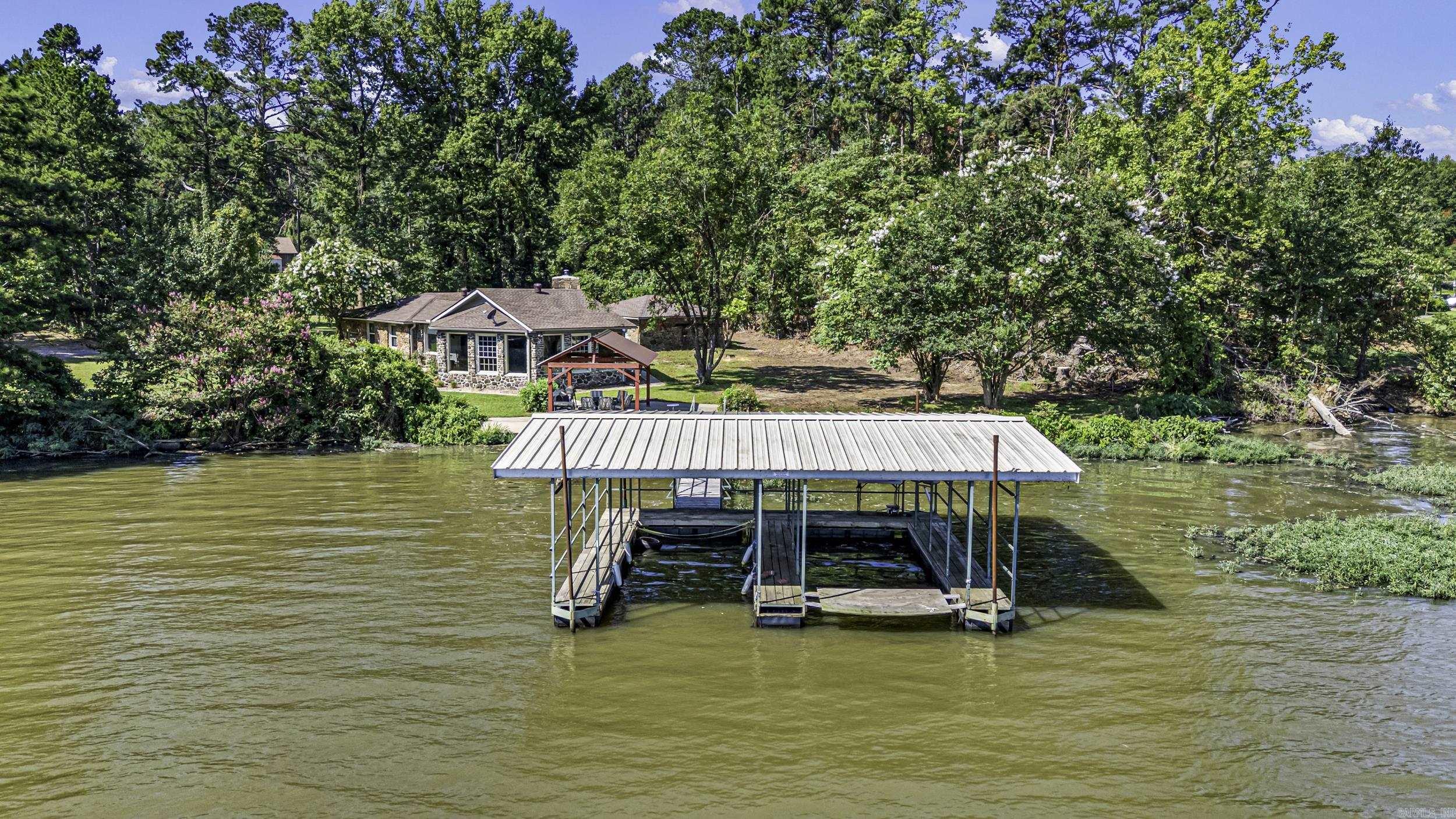 10101 Lakeshore  Dardanelle, AR