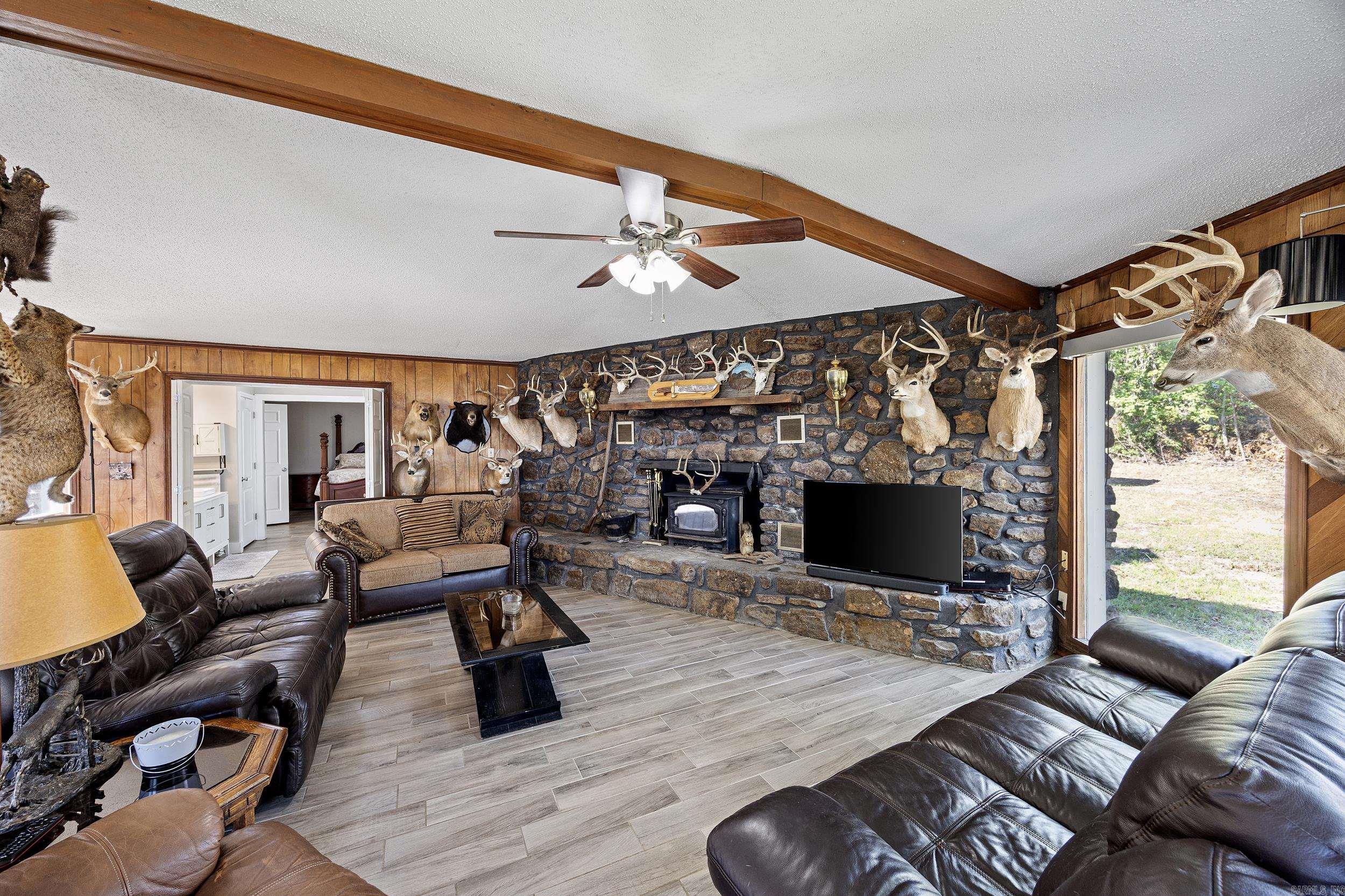 10101 Lakeshore  Dardanelle, AR
