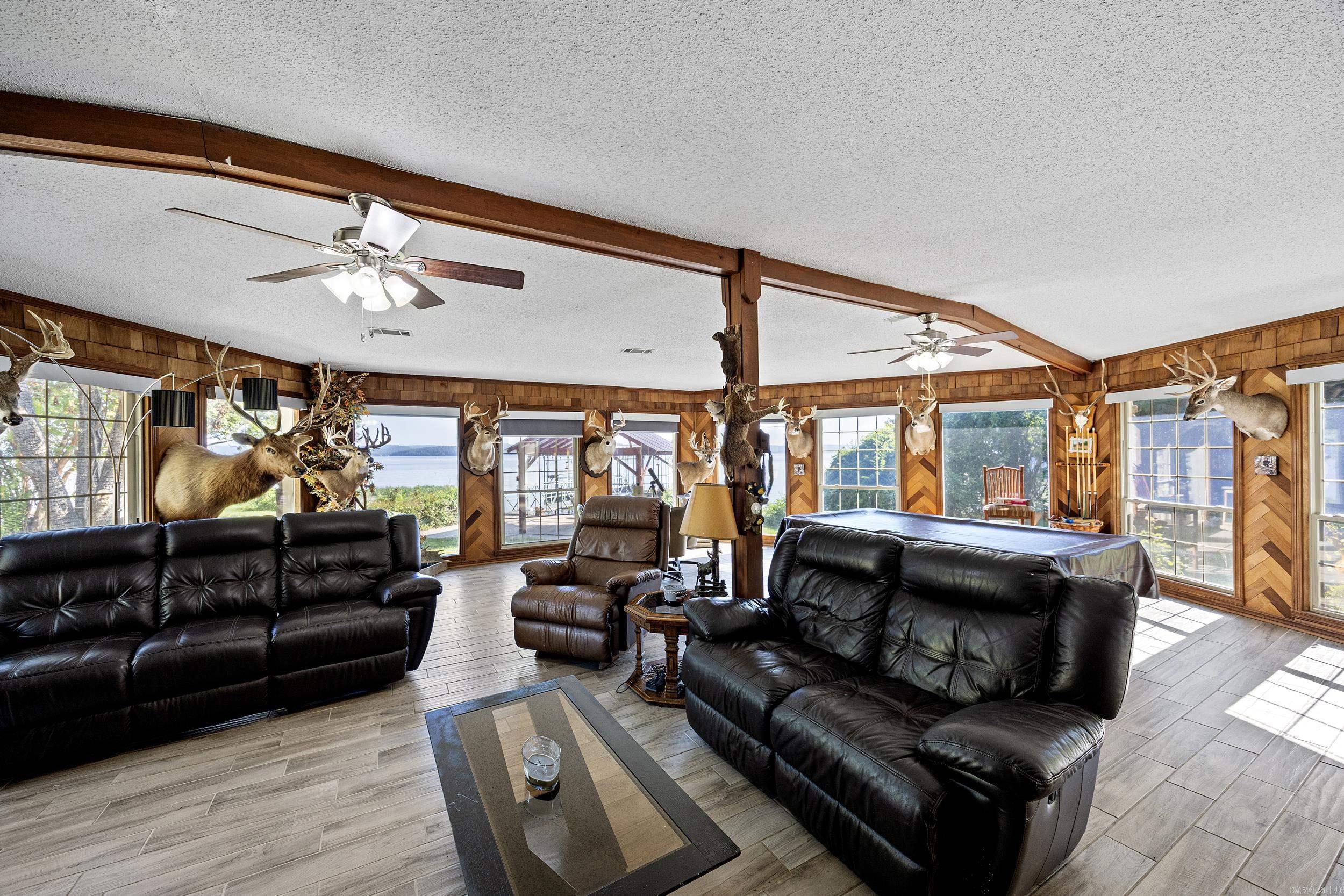 10101 Lakeshore  Dardanelle, AR