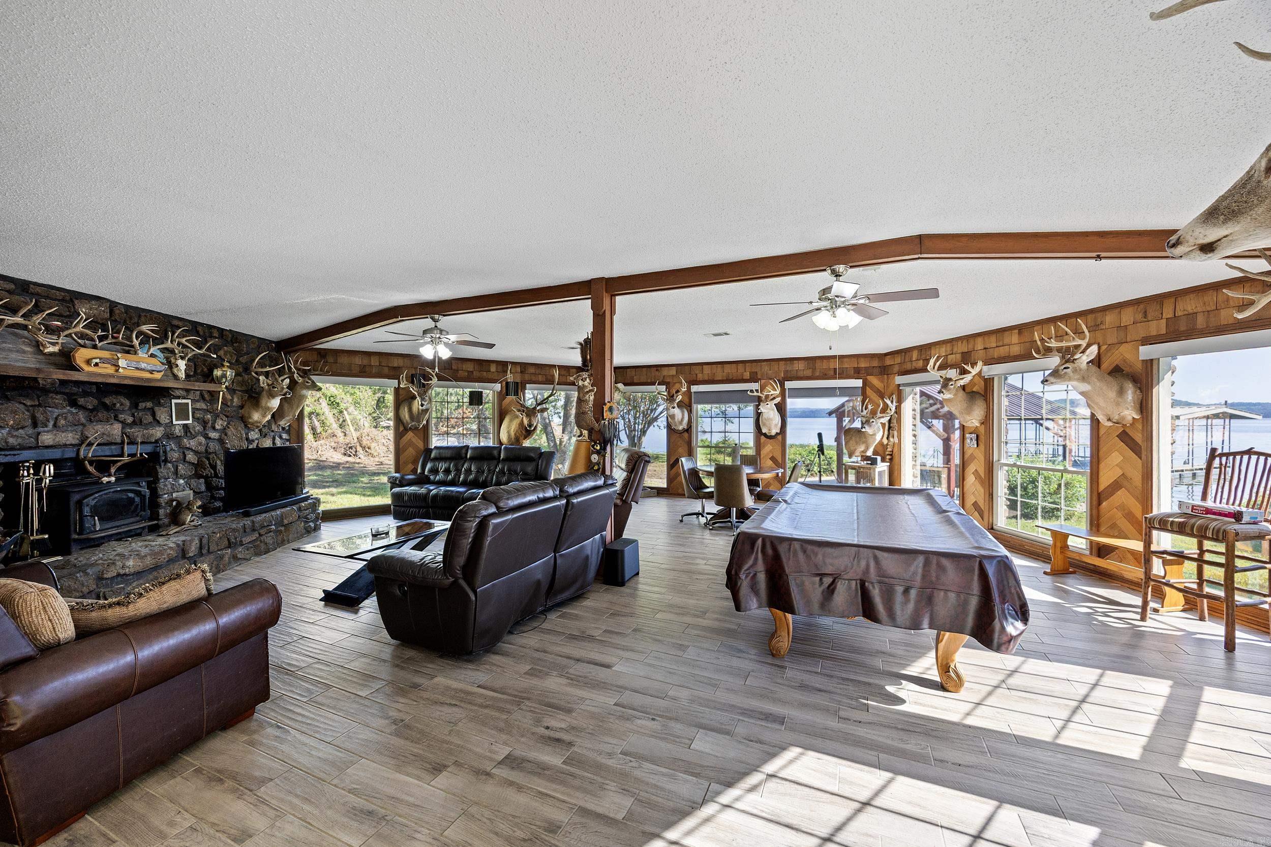 10101 Lakeshore  Dardanelle, AR