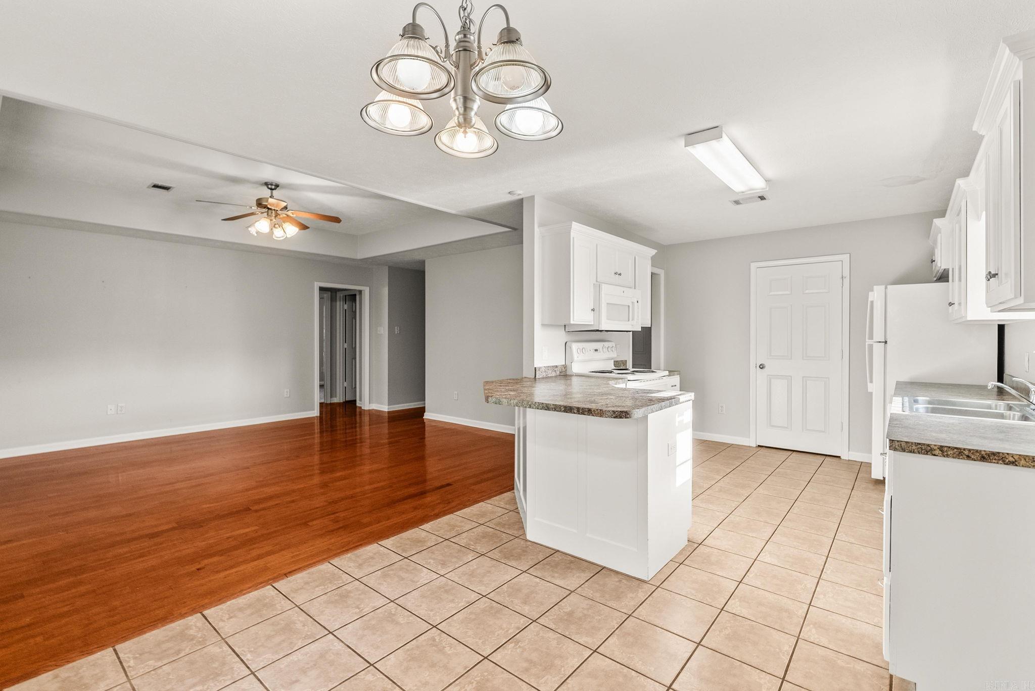 5185 Stockton  Conway, AR