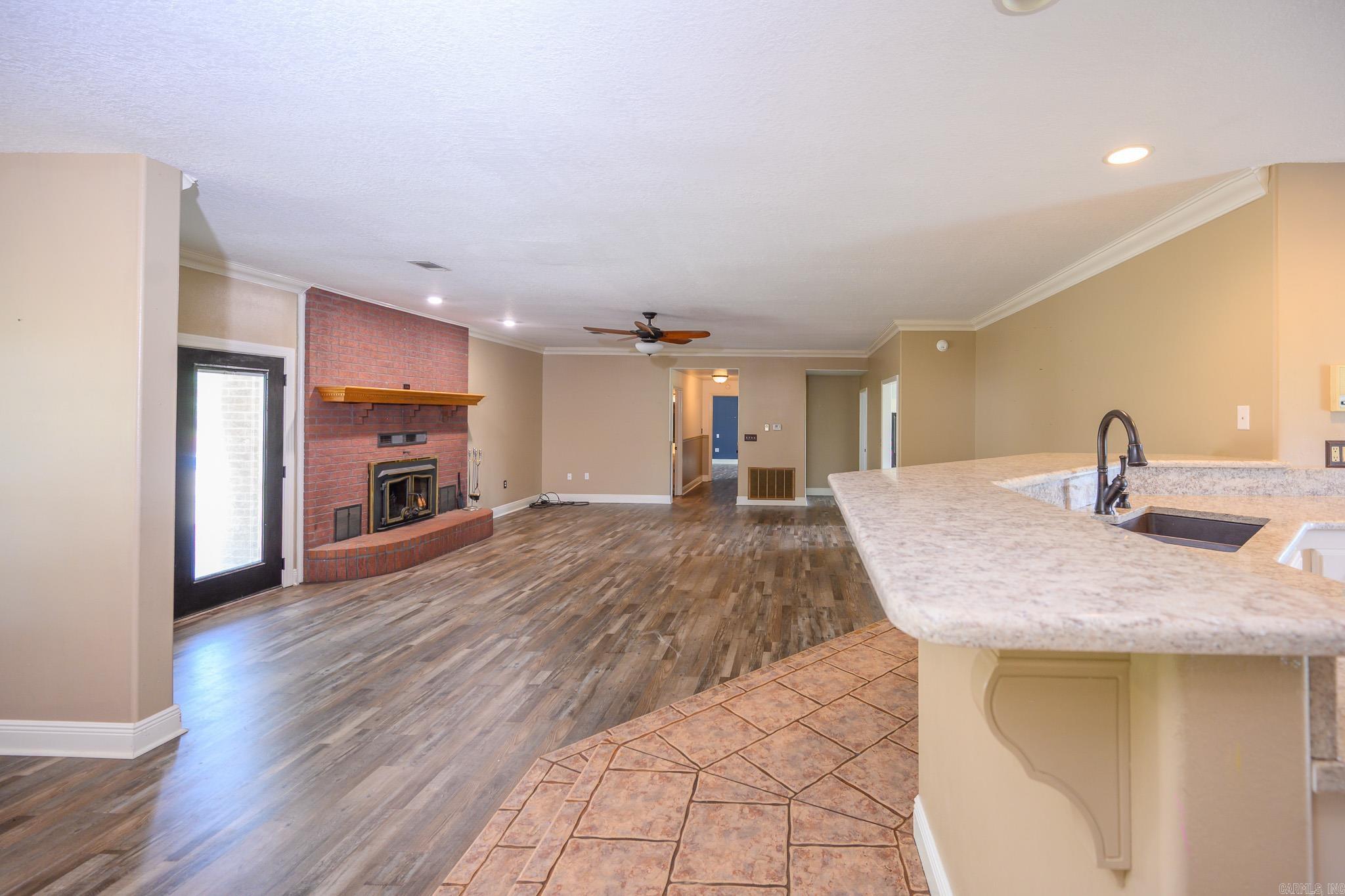3021 Highway 71 N  Mena, AR