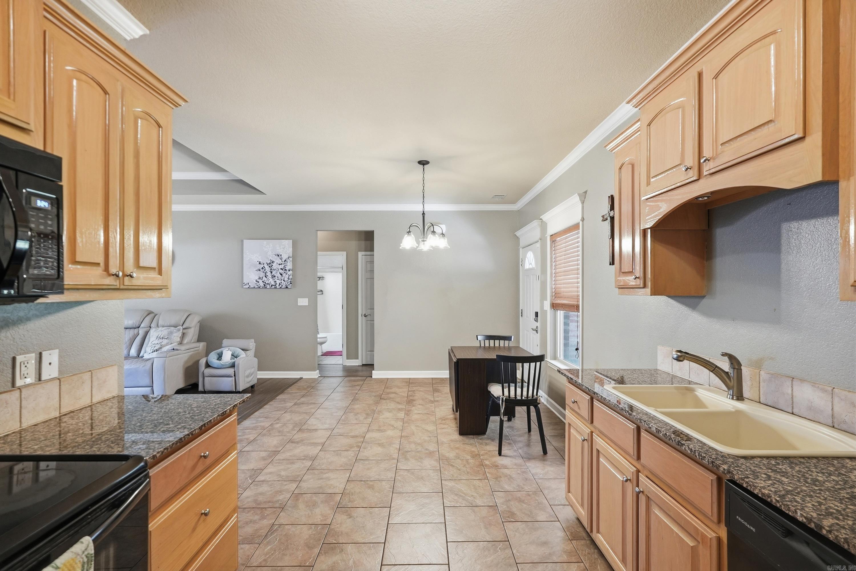479 Wisteria  Bauxite, AR