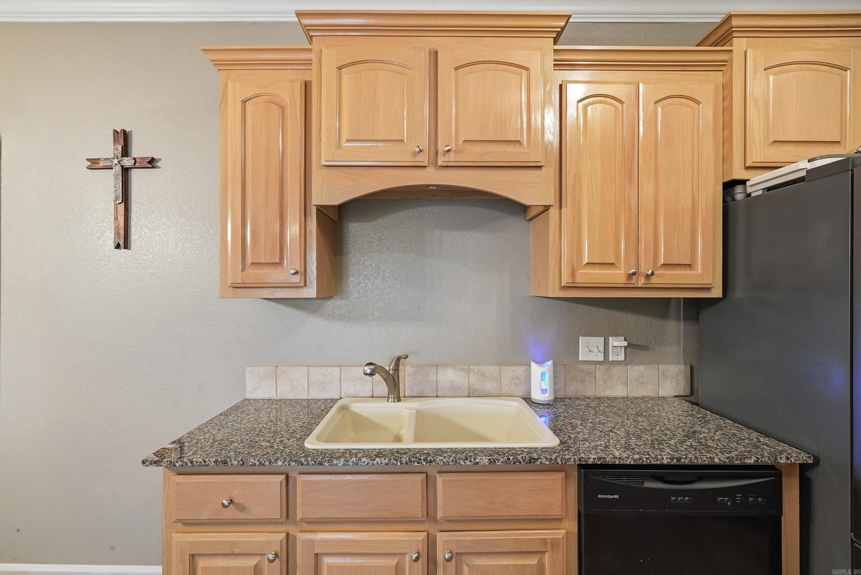 479 Wisteria  Bauxite, AR