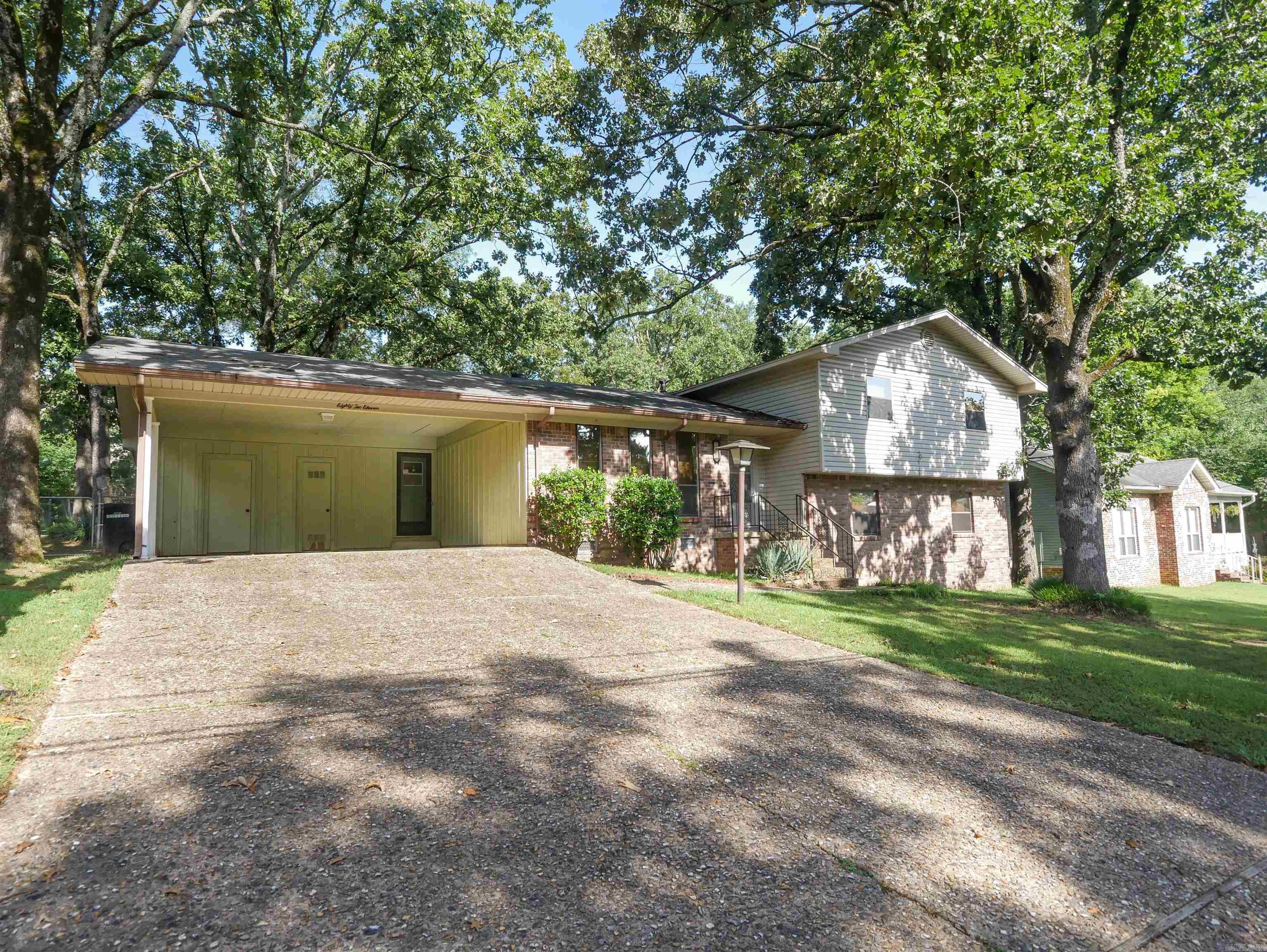 8211 Park  Sherwood, AR