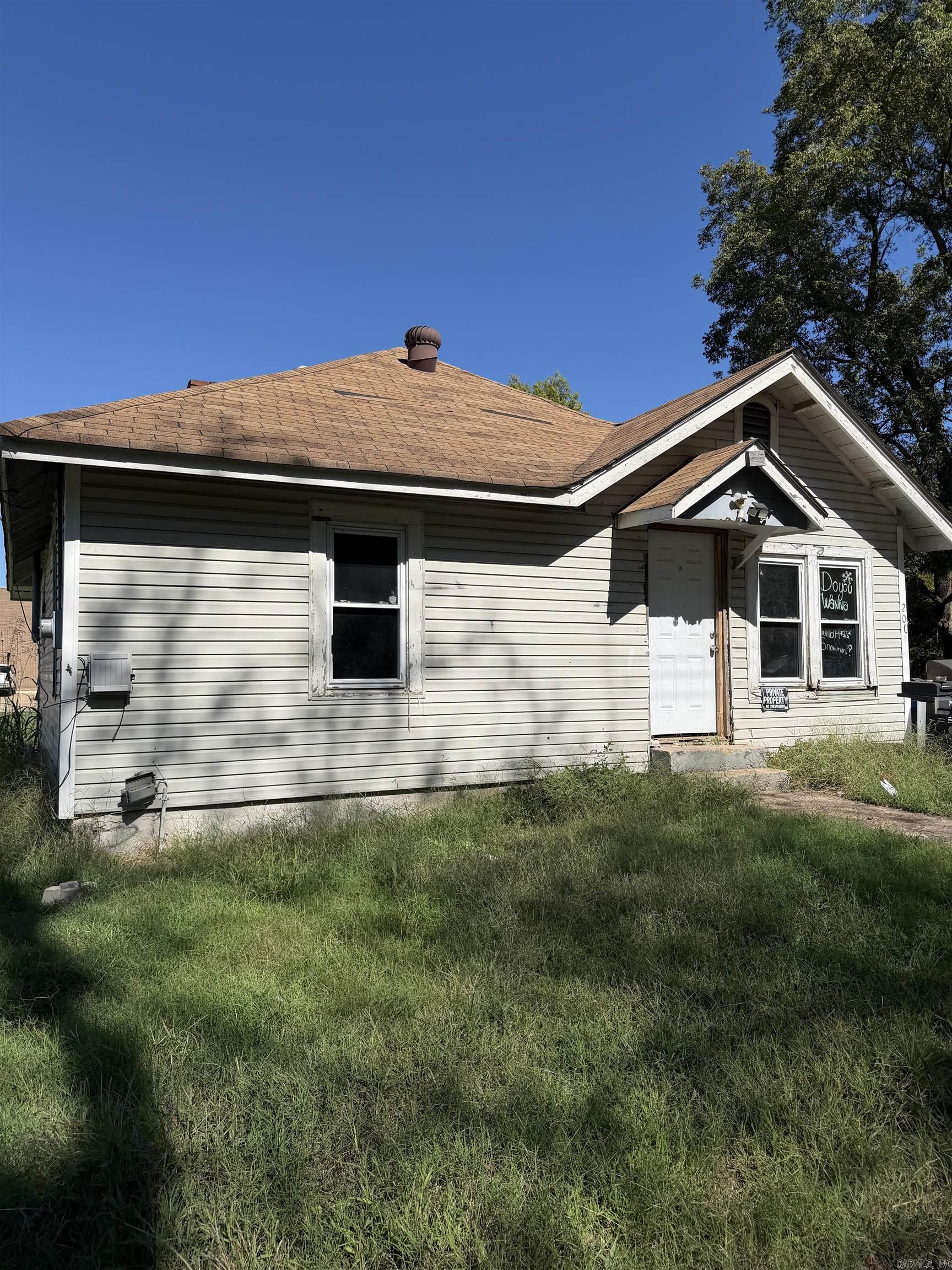 206 Center St  Harrisburg, AR
