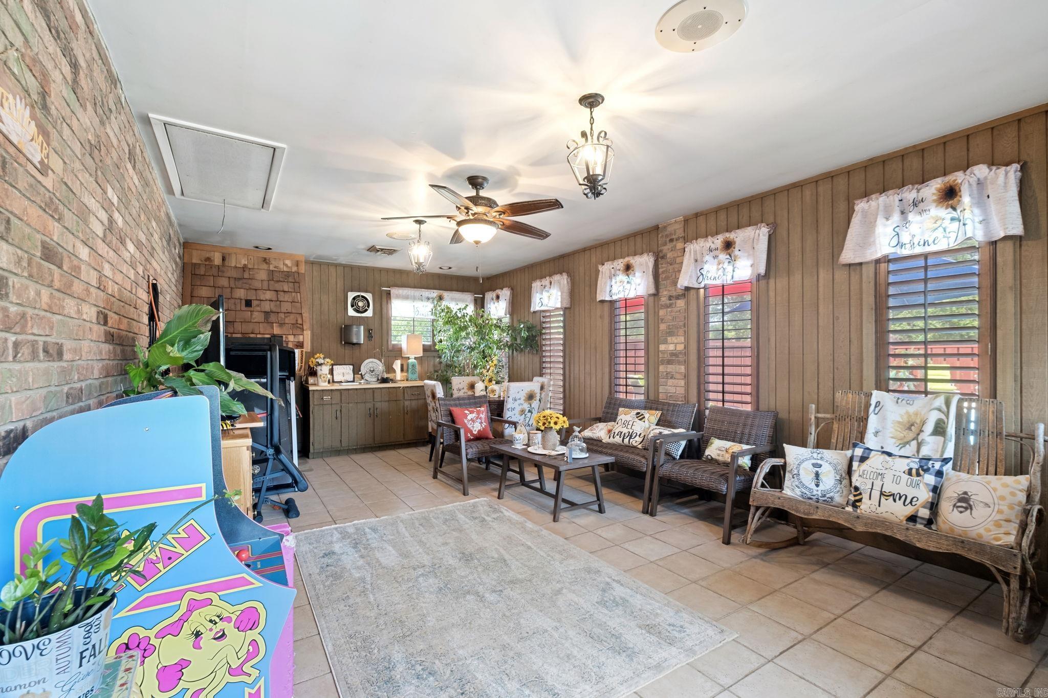 703 N Seaman  McCrory, AR