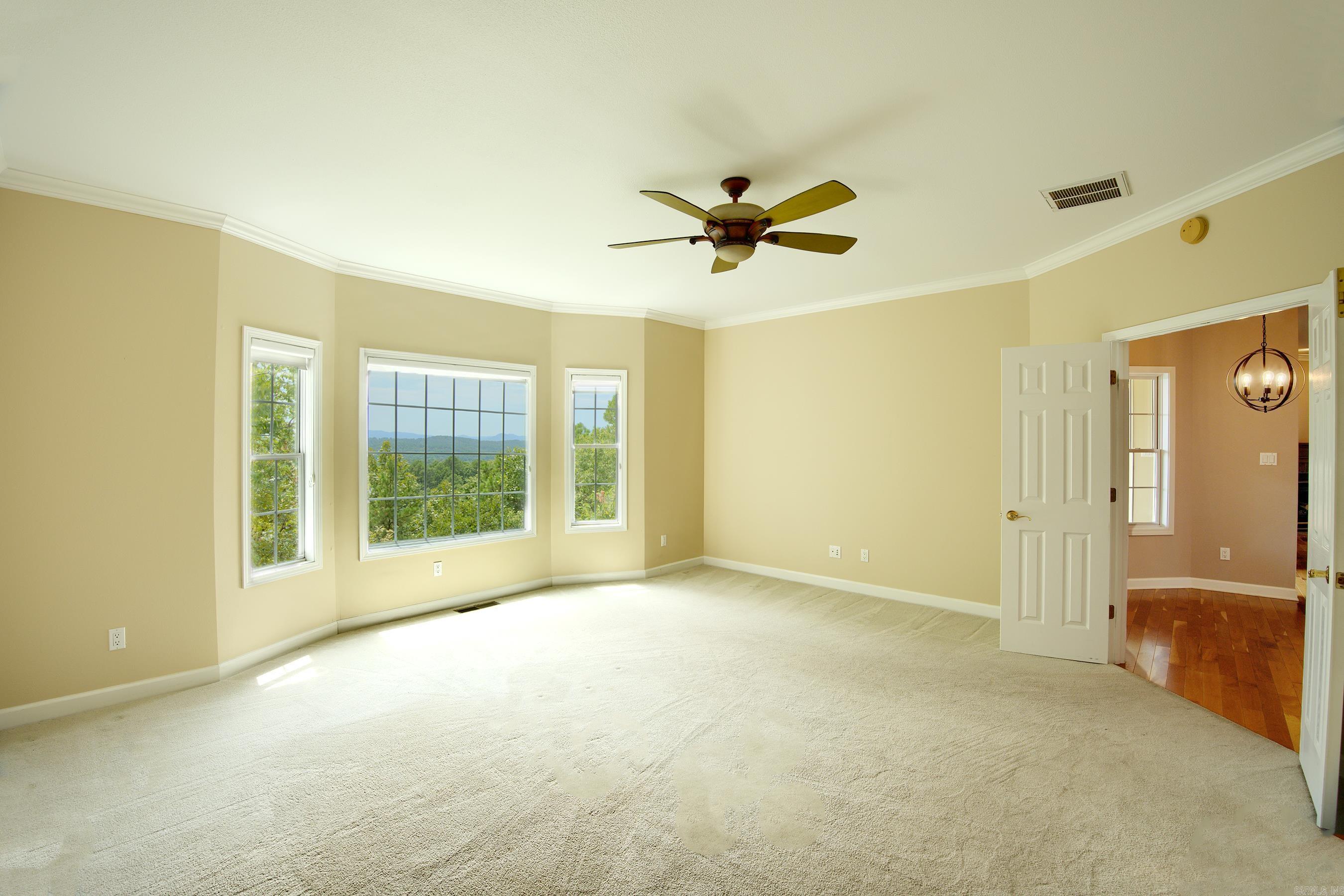 48 Binefar  Hot Springs Village, AR