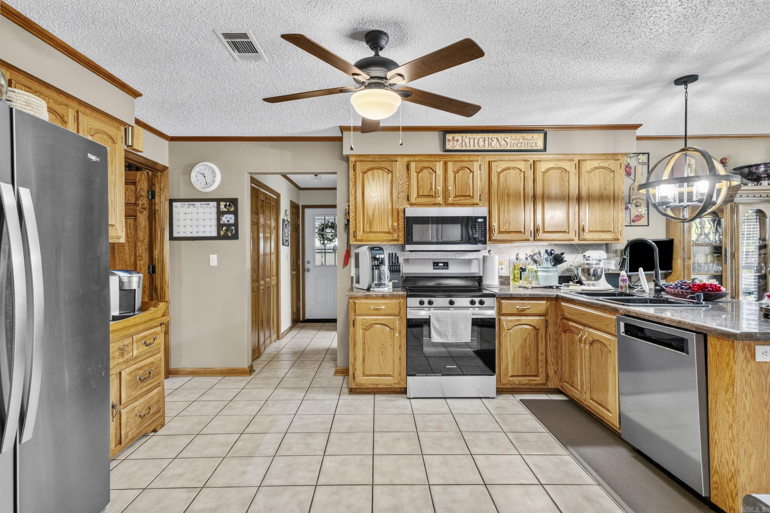 2220 Meadow Pond  White Hall, AR