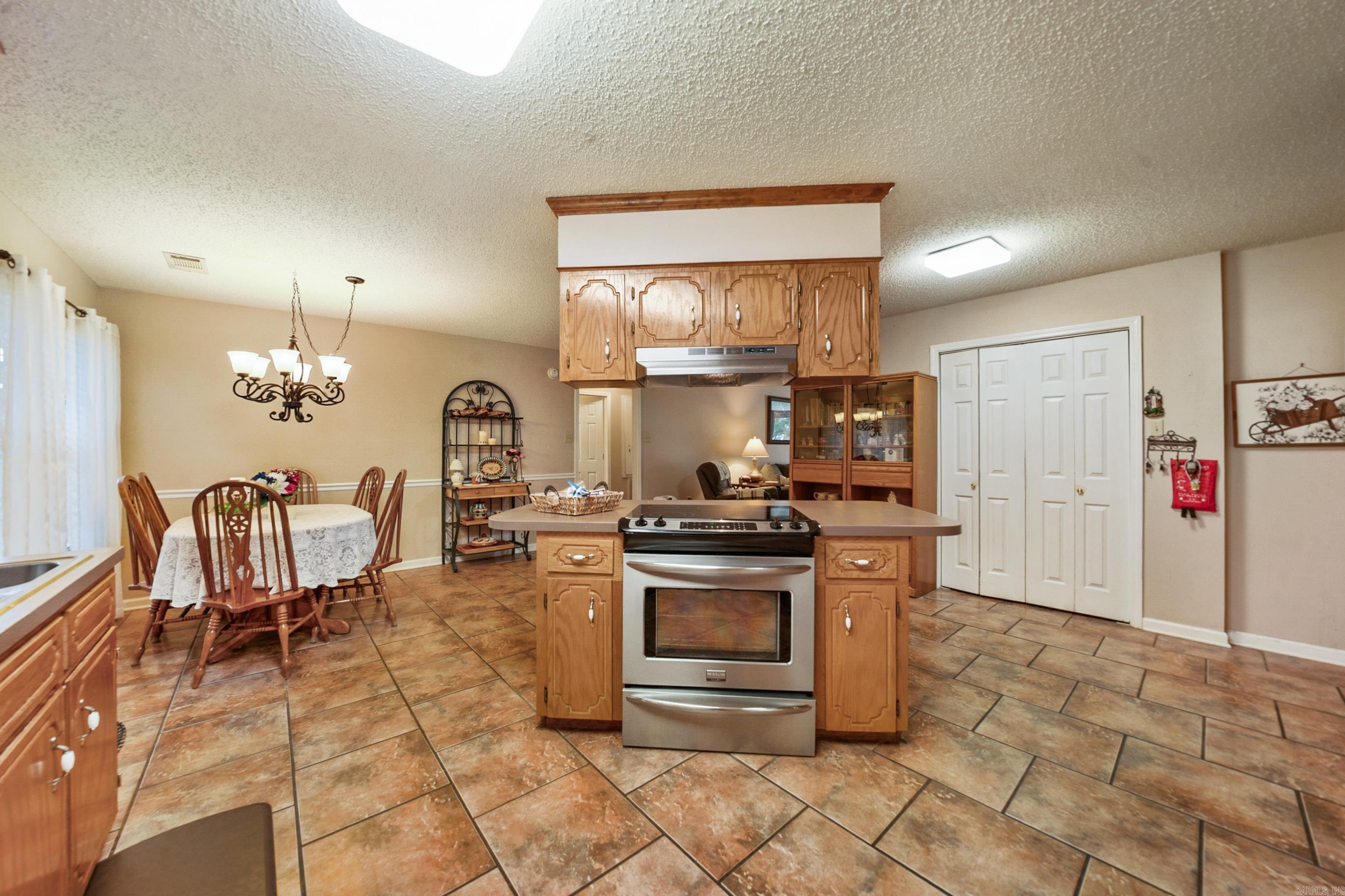 1806 Pinewood  Beebe, AR