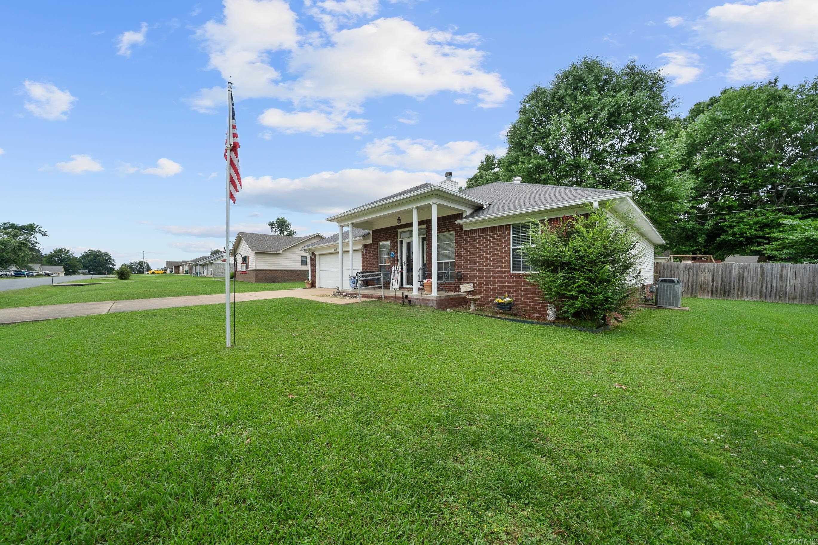 1806 Pinewood  Beebe, AR