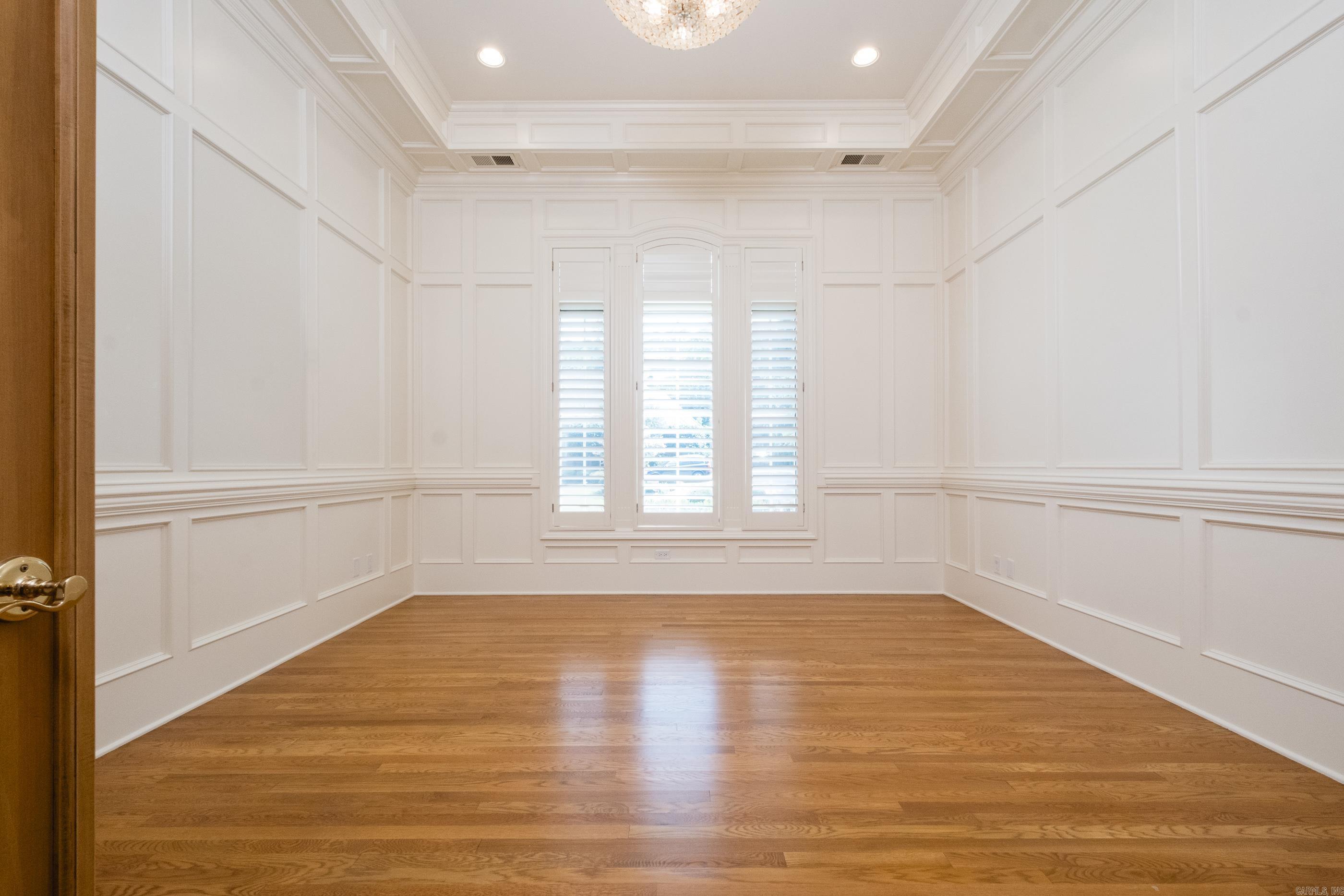 18 Hickory Creek Drive Little Rock, AR 72212