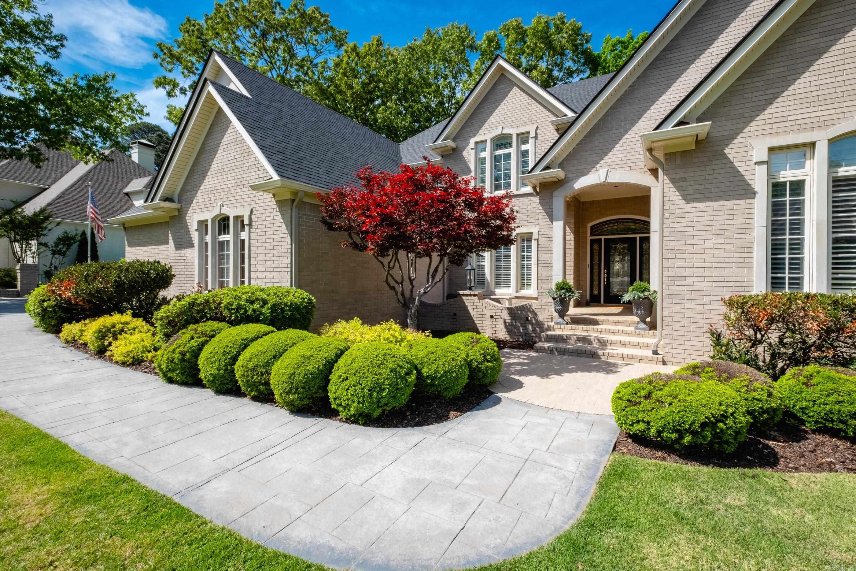 18 Hickory Creek Drive Little Rock, AR 72212
