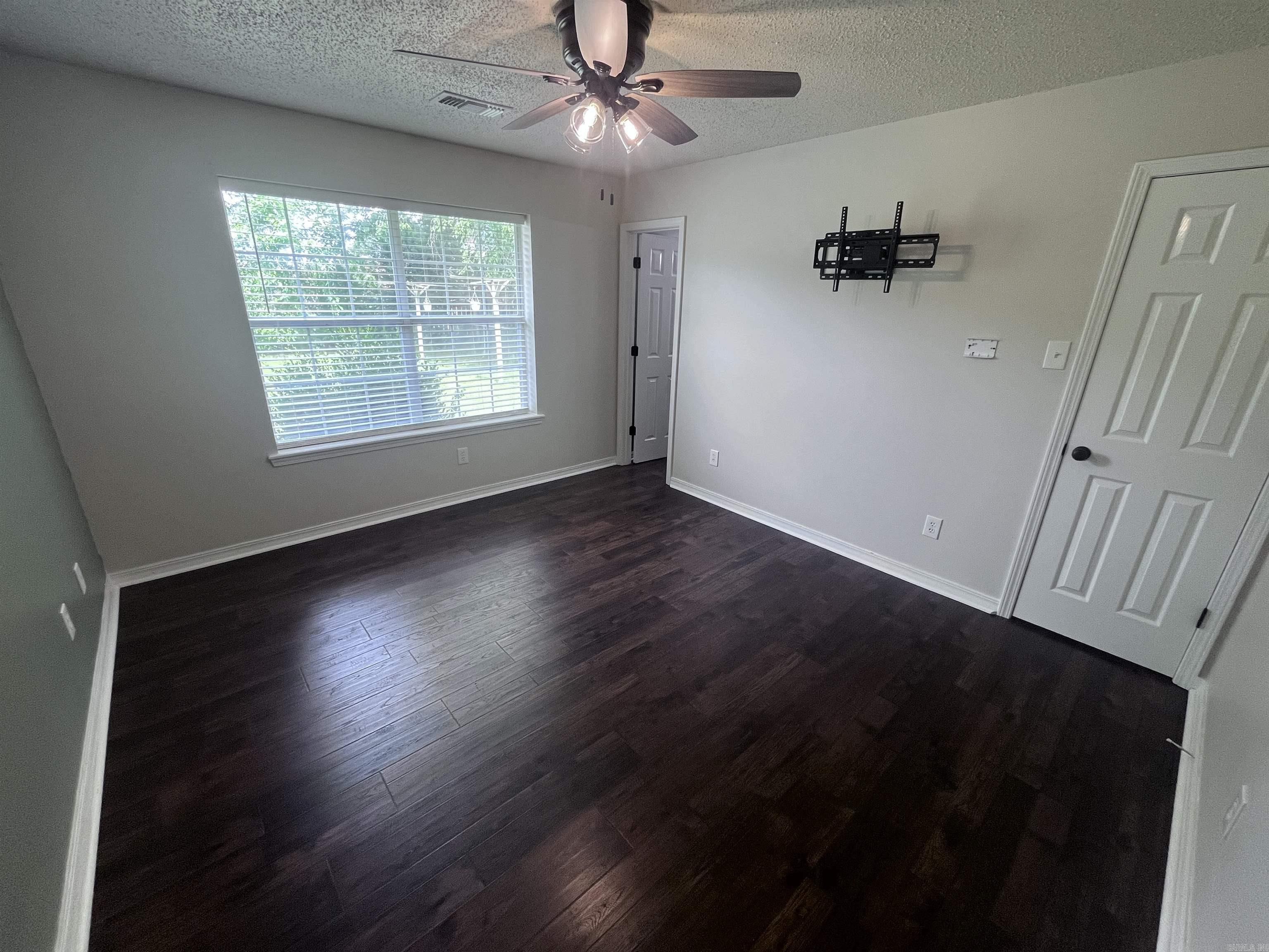 28 Burns  Cabot, AR