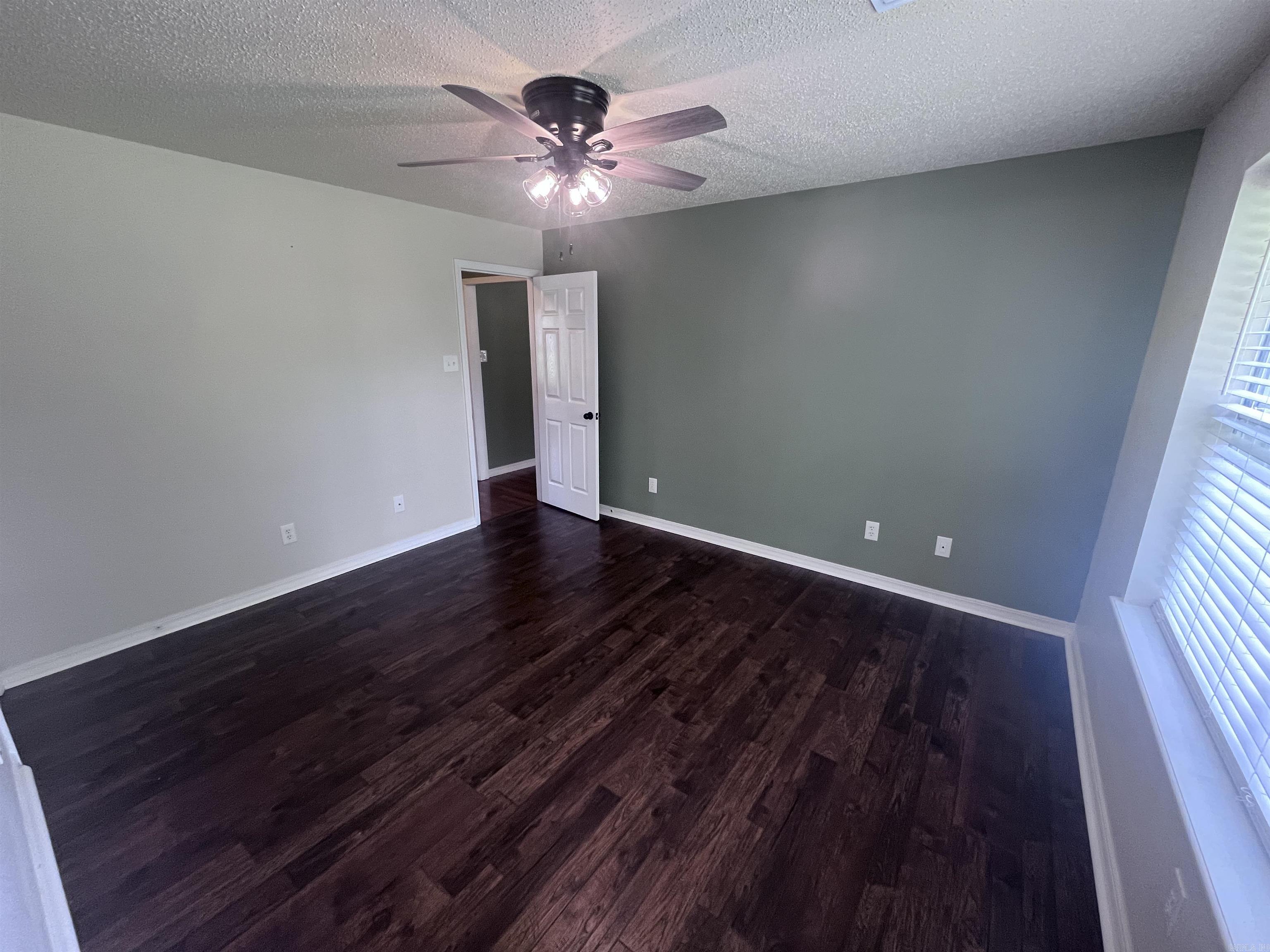 28 Burns  Cabot, AR