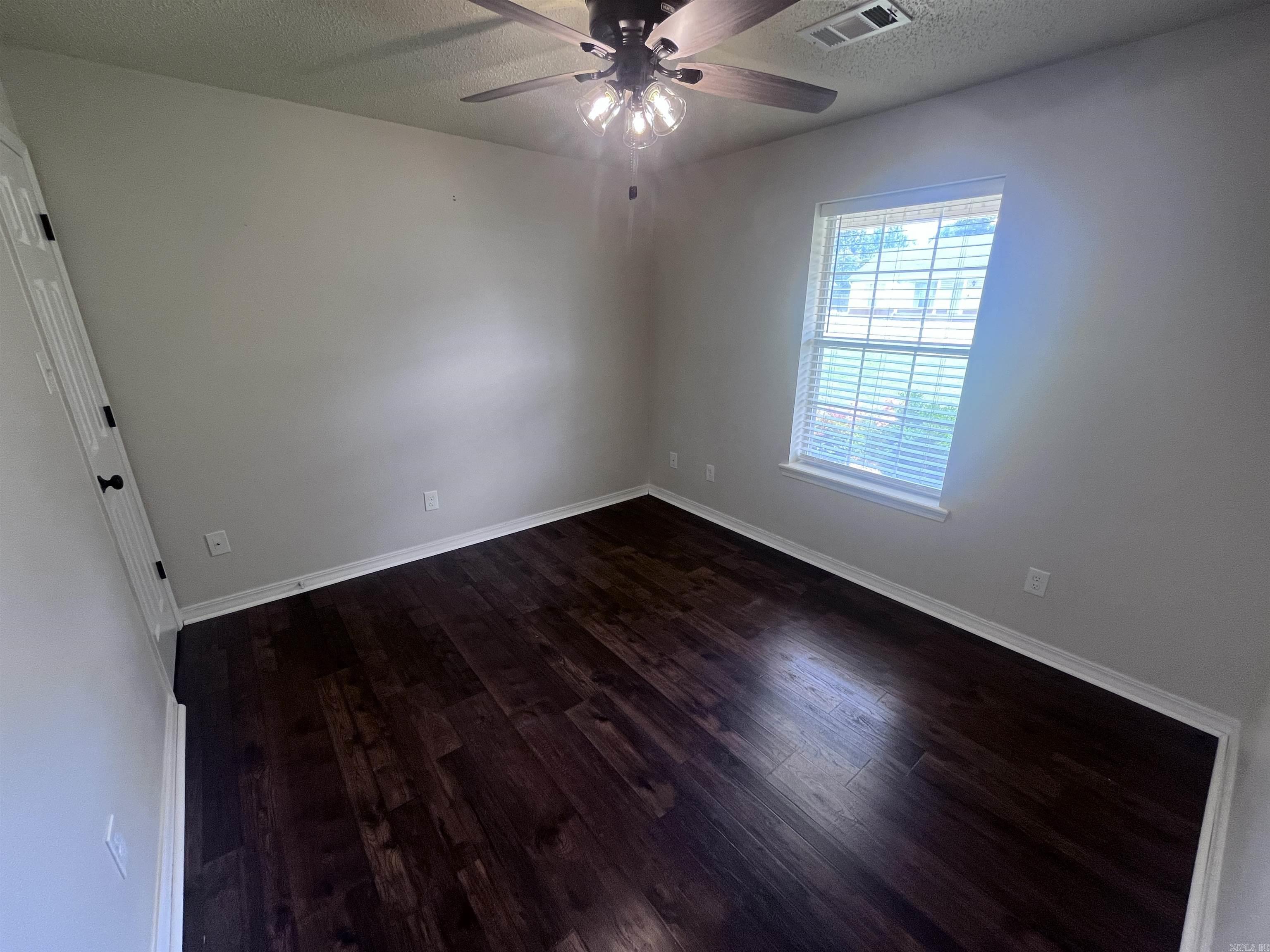 28 Burns  Cabot, AR