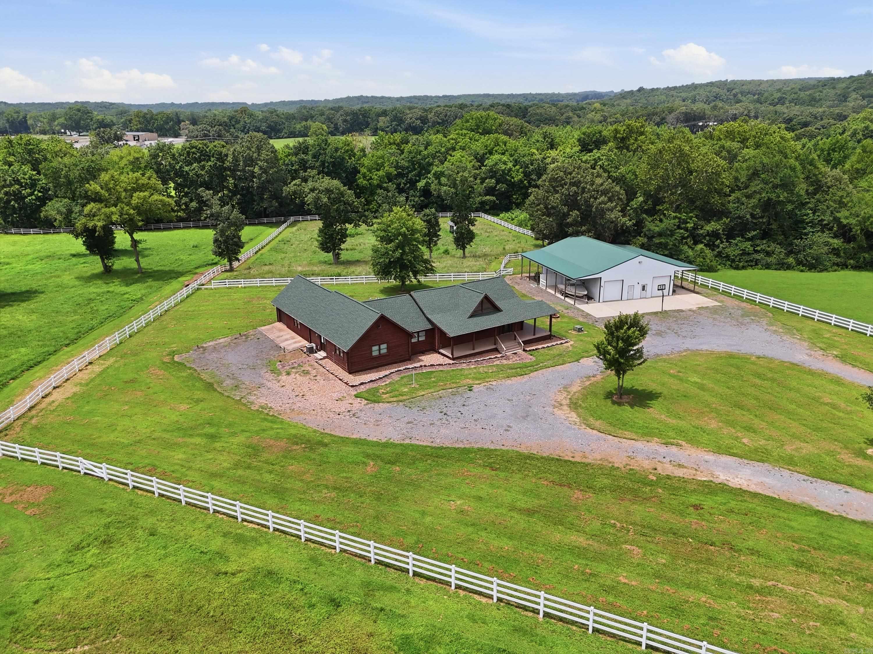 379 Cottage Creek Bee Branch, AR 72013