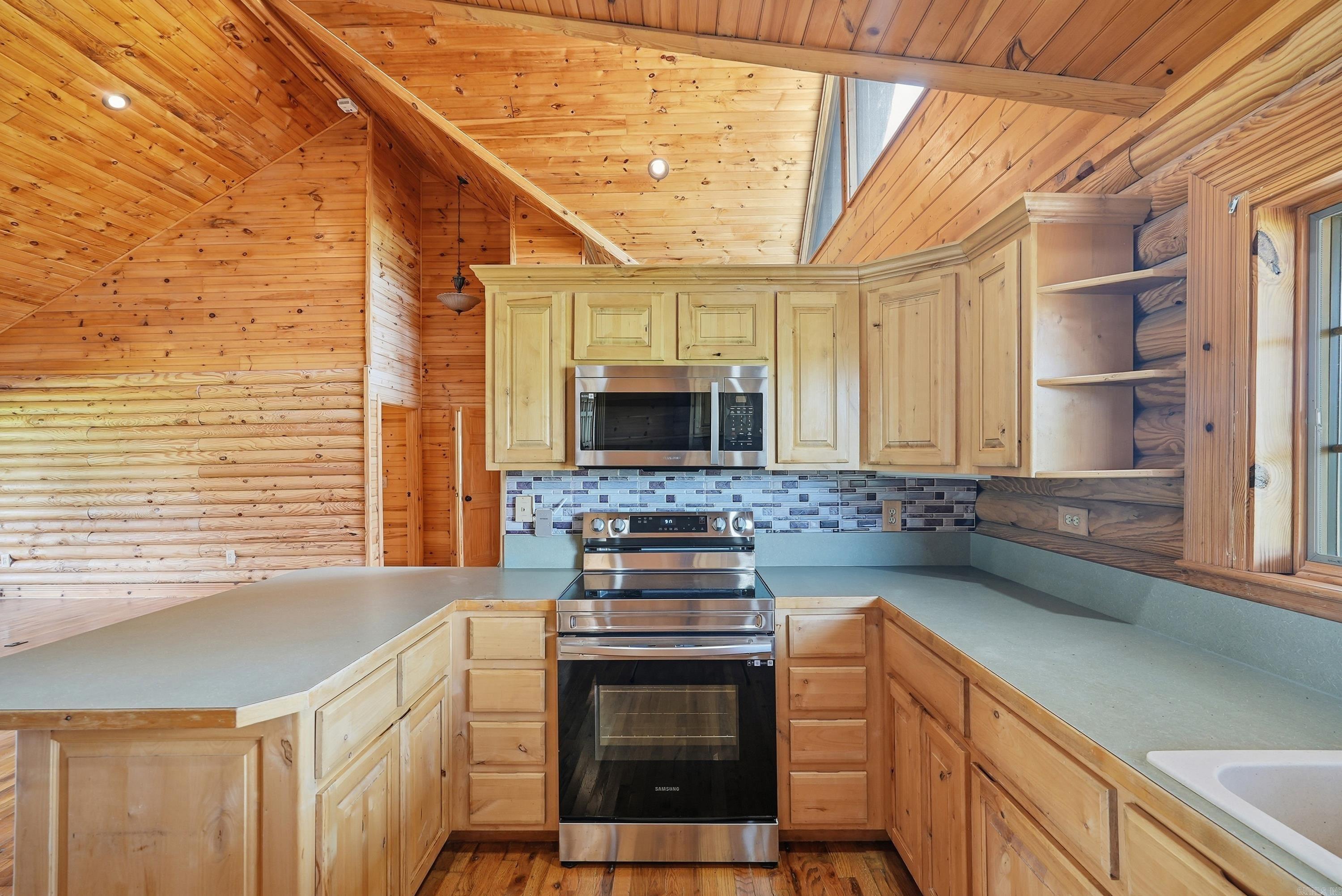 379 Cottage Creek Bee Branch, AR 72013