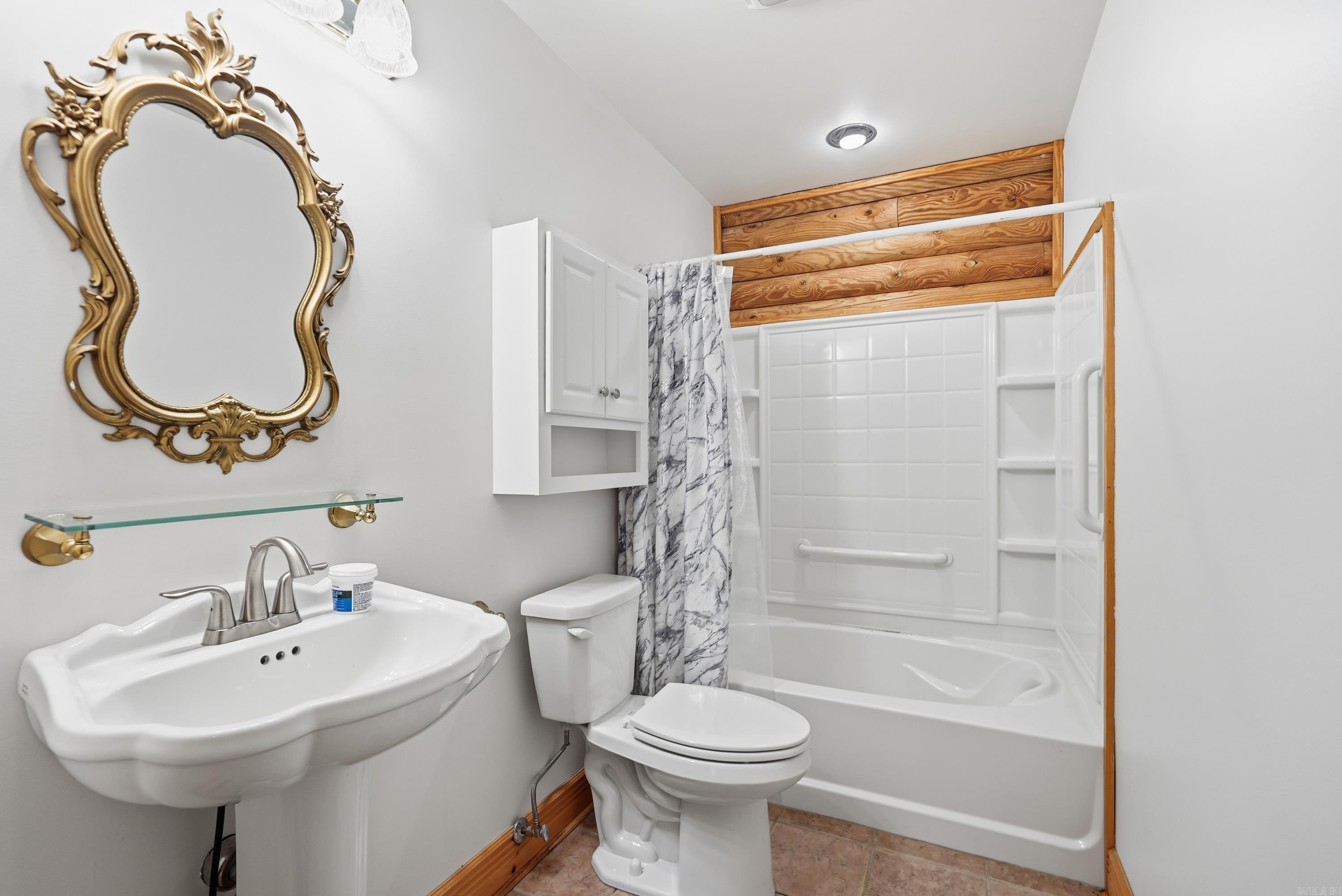 379 Cottage Creek Bee Branch, AR 72013