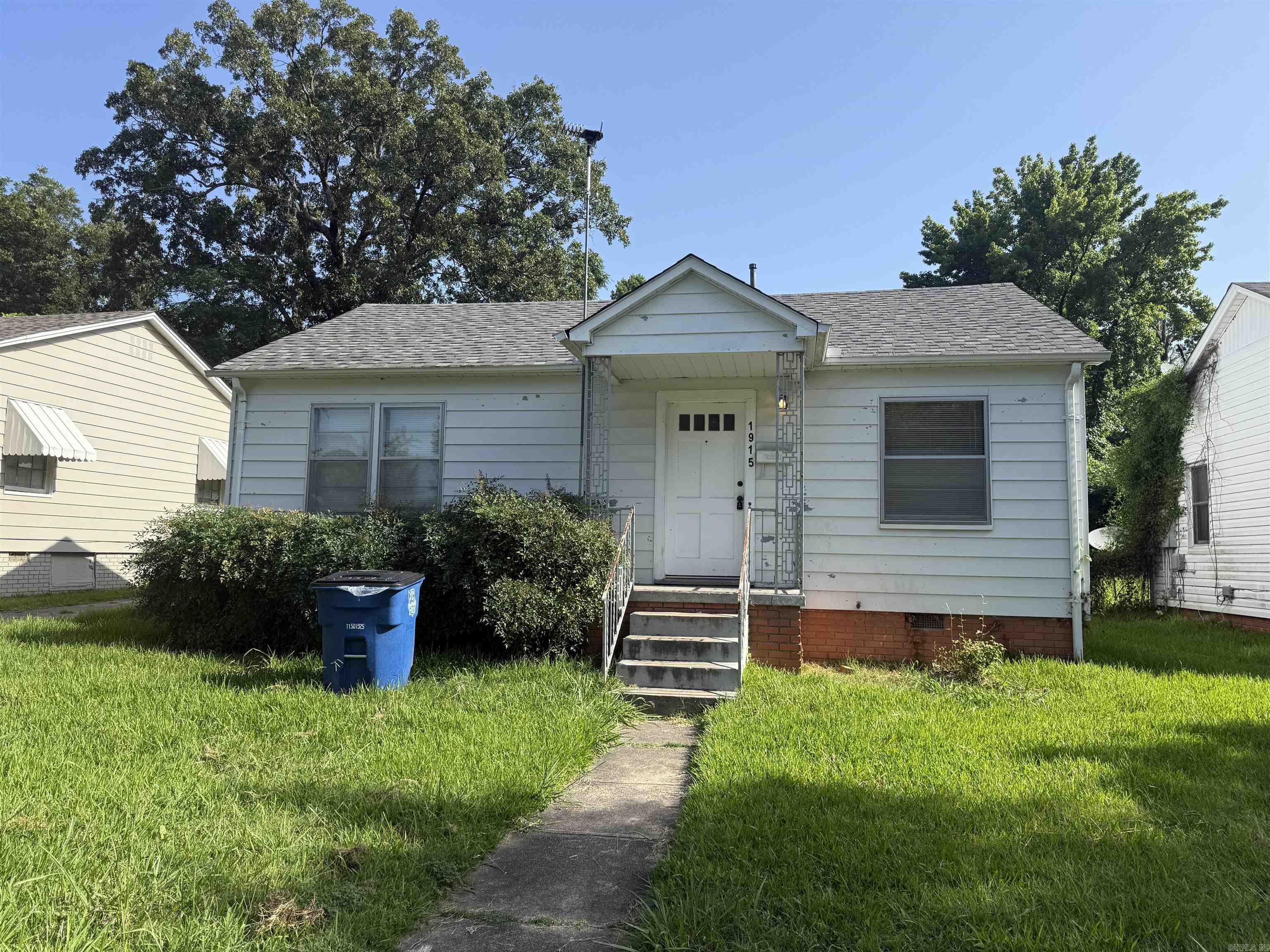 1915 W 18th  North Little Rock, AR