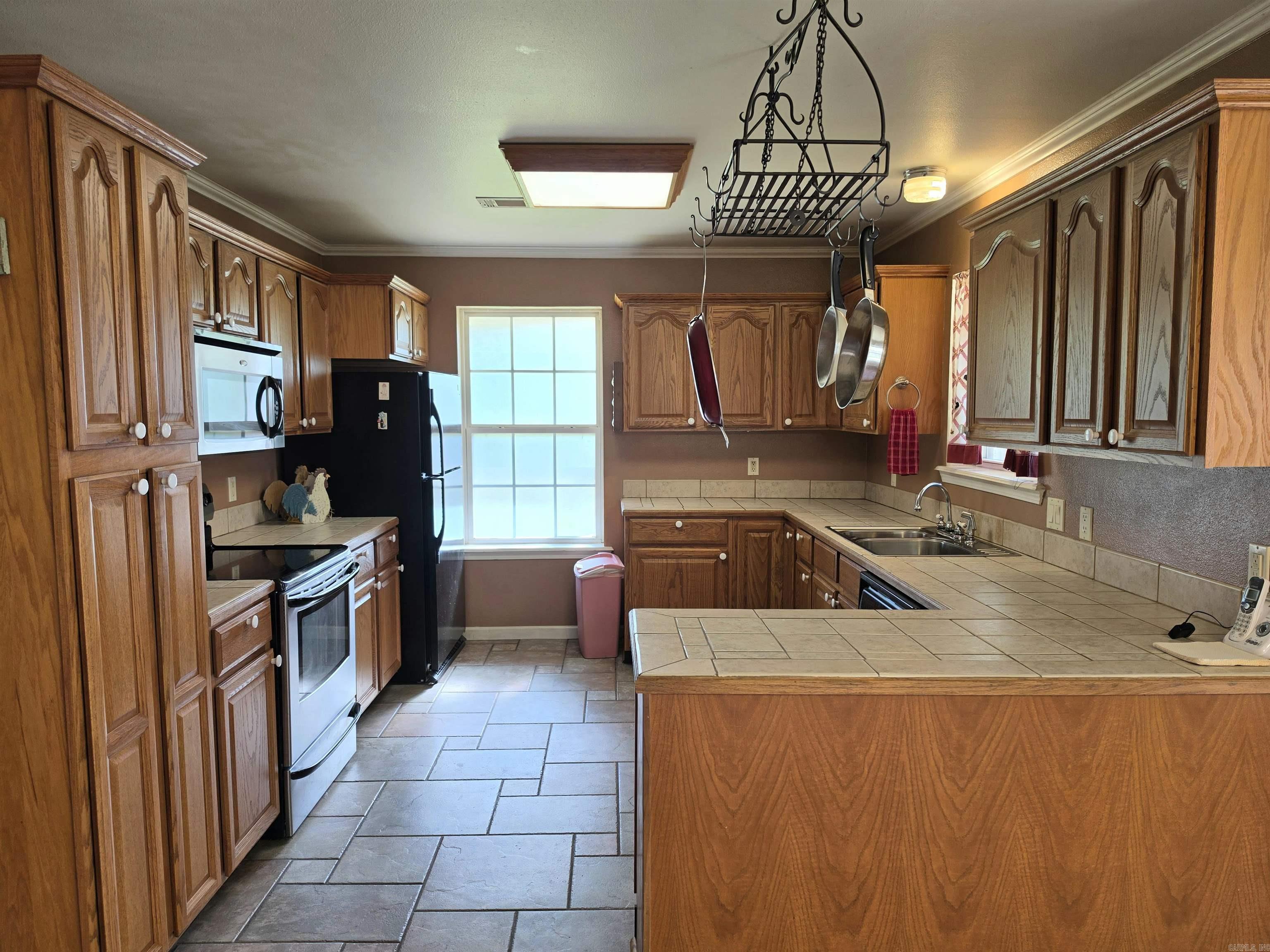 2263 Shouse Ford  Amity, AR