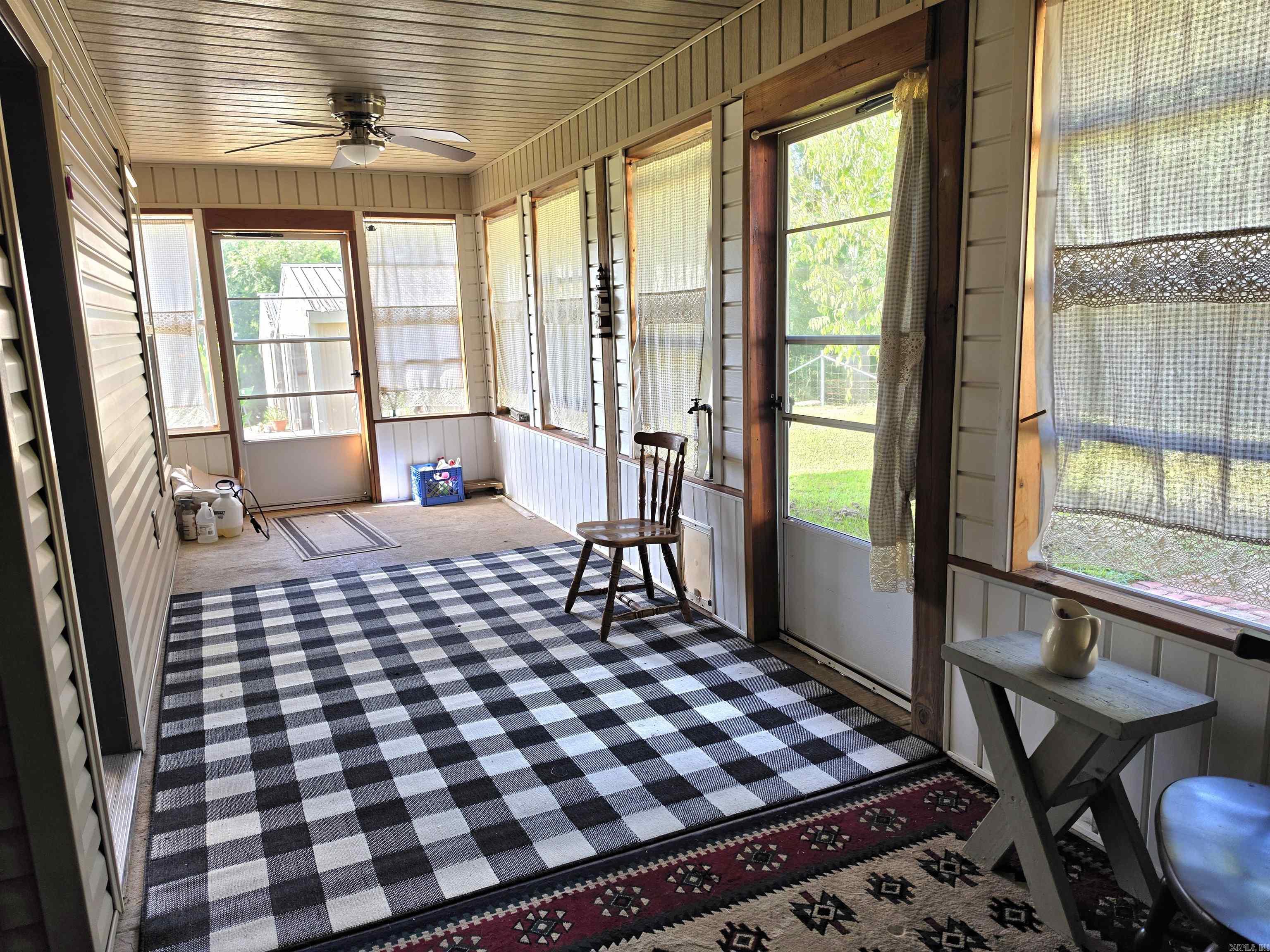 2263 Shouse Ford  Amity, AR