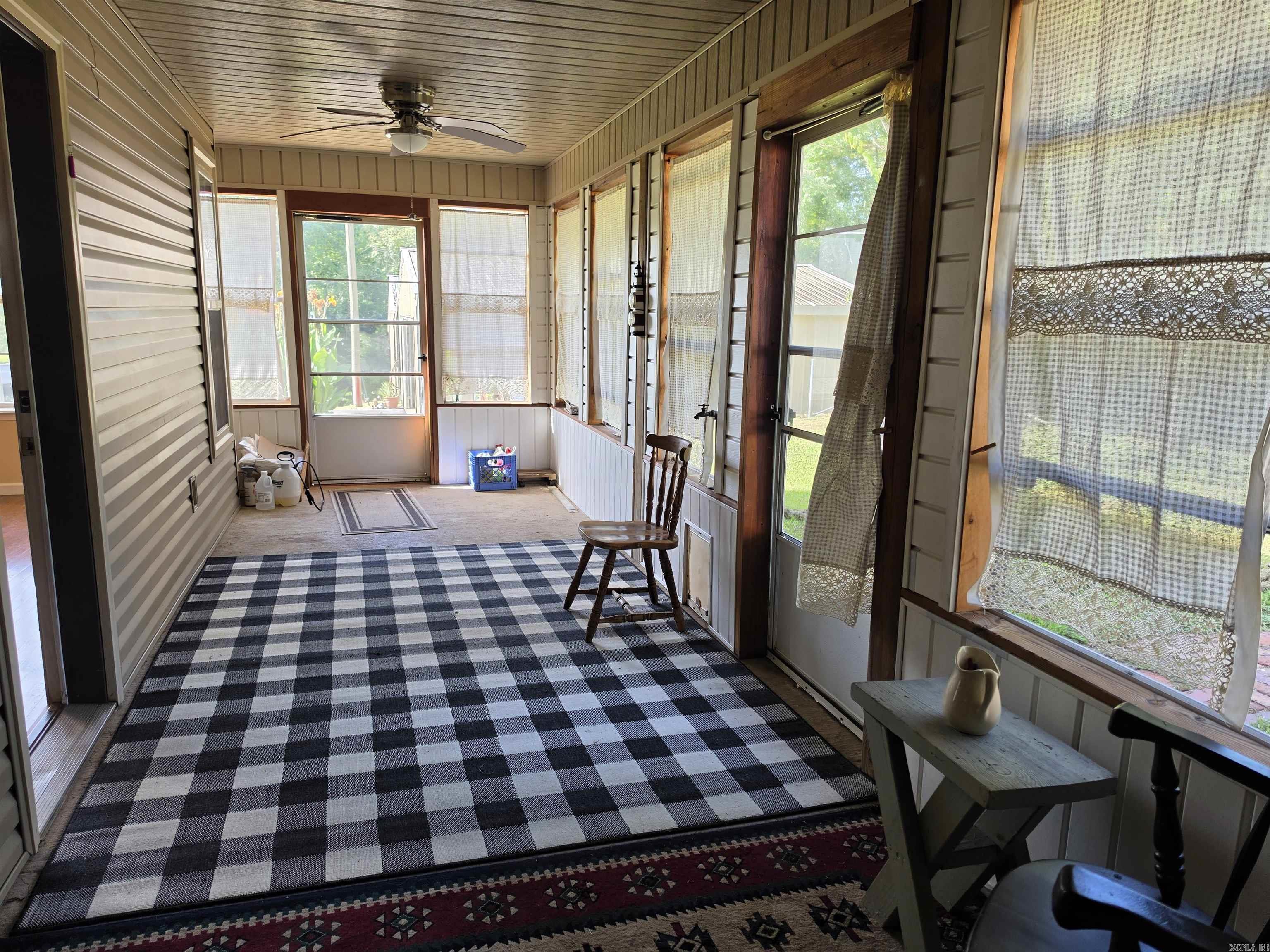 2263 Shouse Ford  Amity, AR