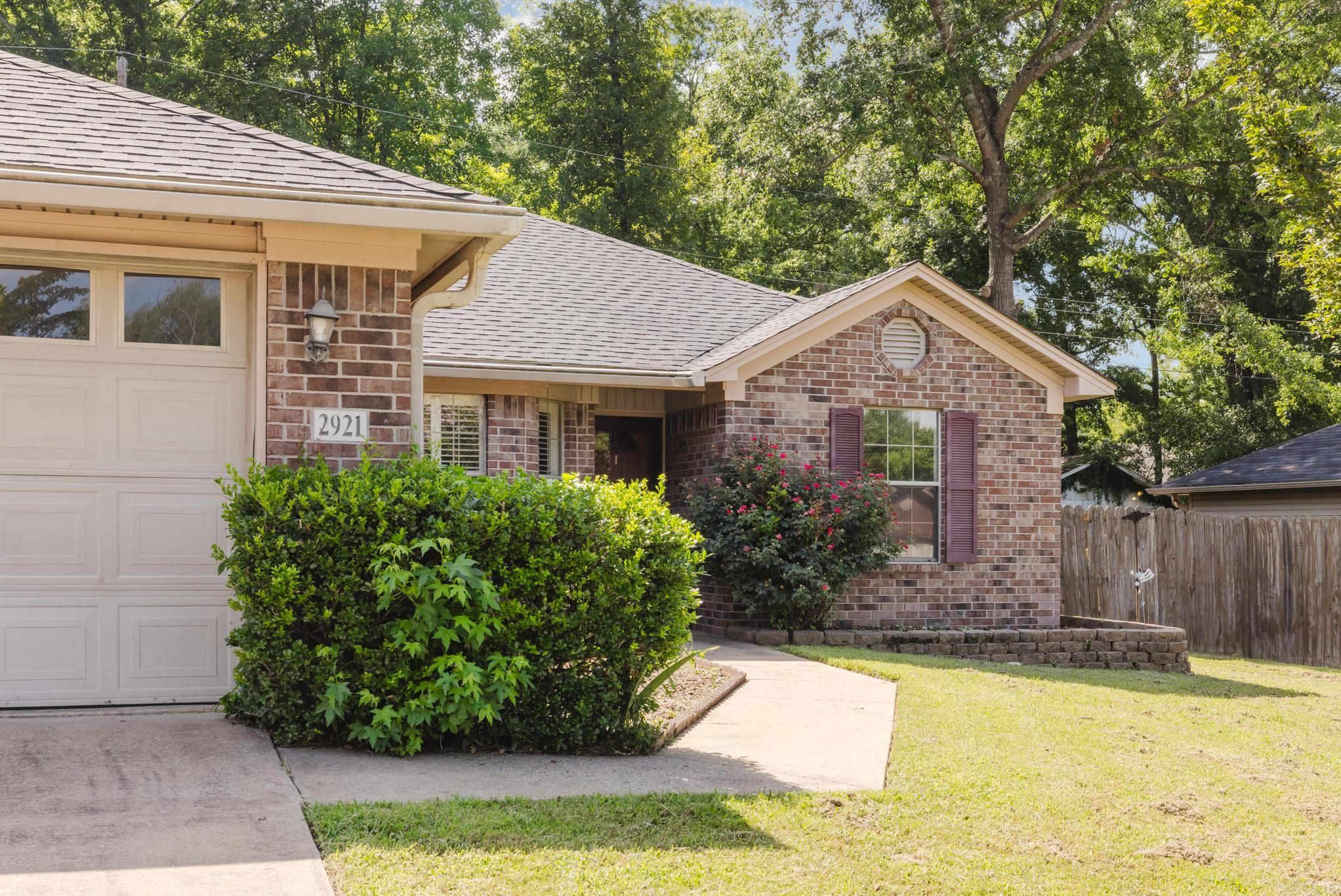 2921 Henson Place  Bryant, AR