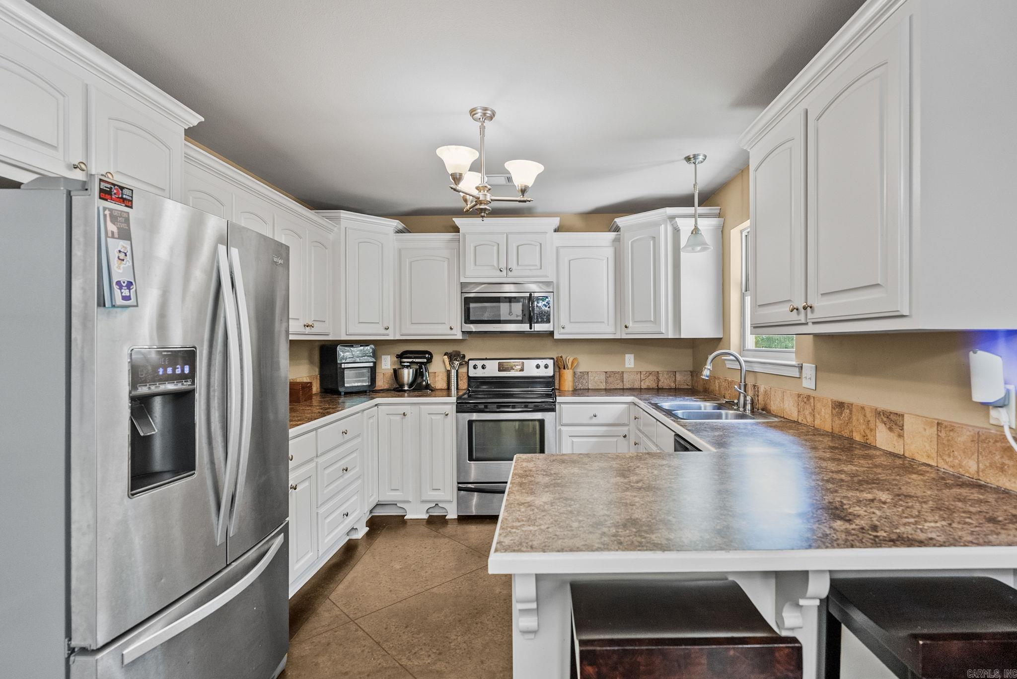 2519 Springhill Village Dr  Bryant, AR