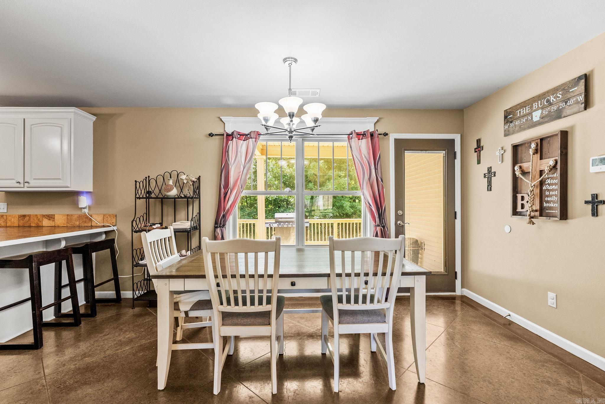 2519 Springhill Village Dr  Bryant, AR