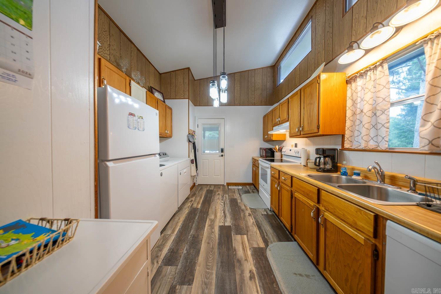 1 Patmos  Cherokee Village, AR