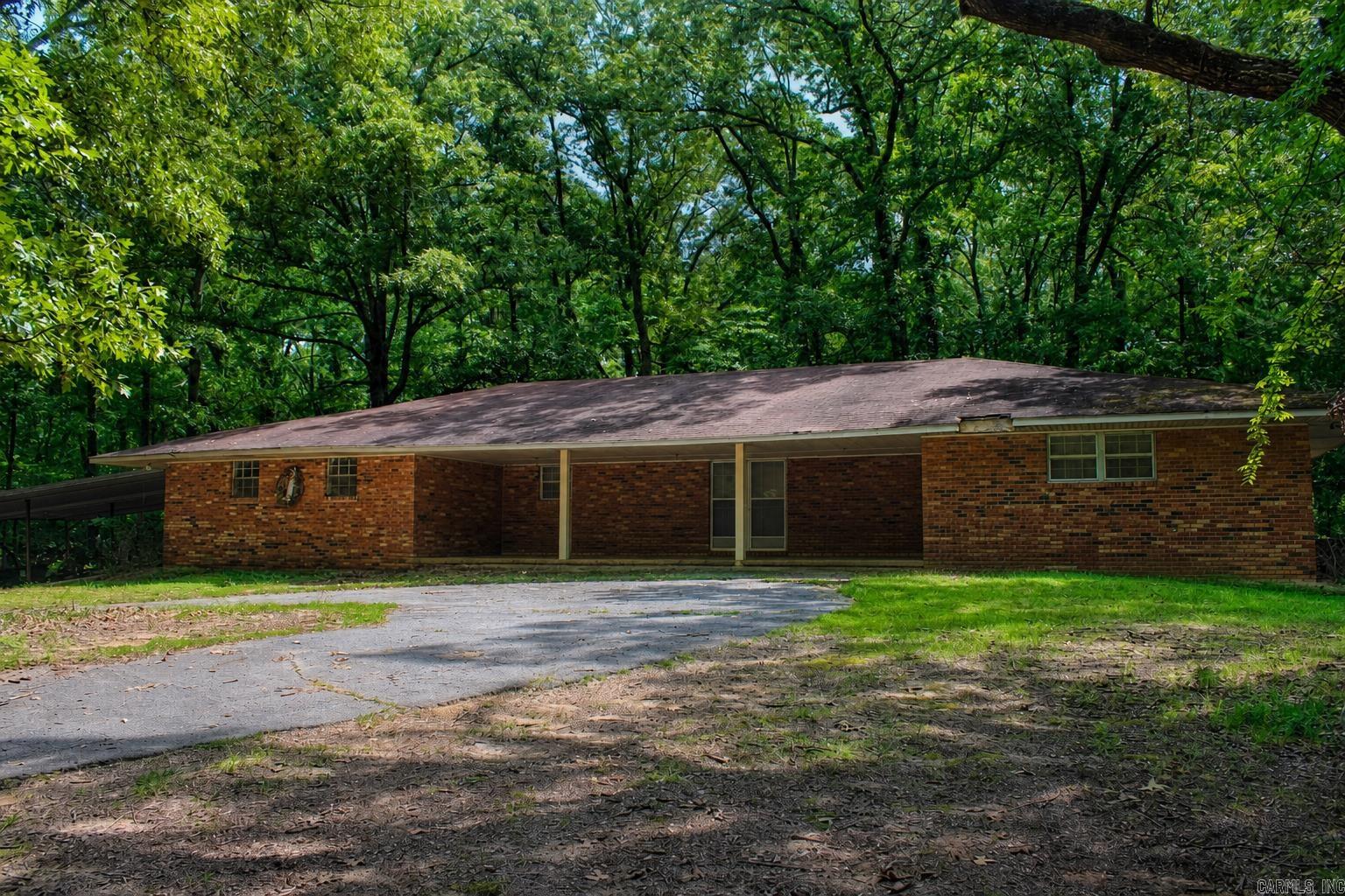 1126 N 4th St  West Helena, AR