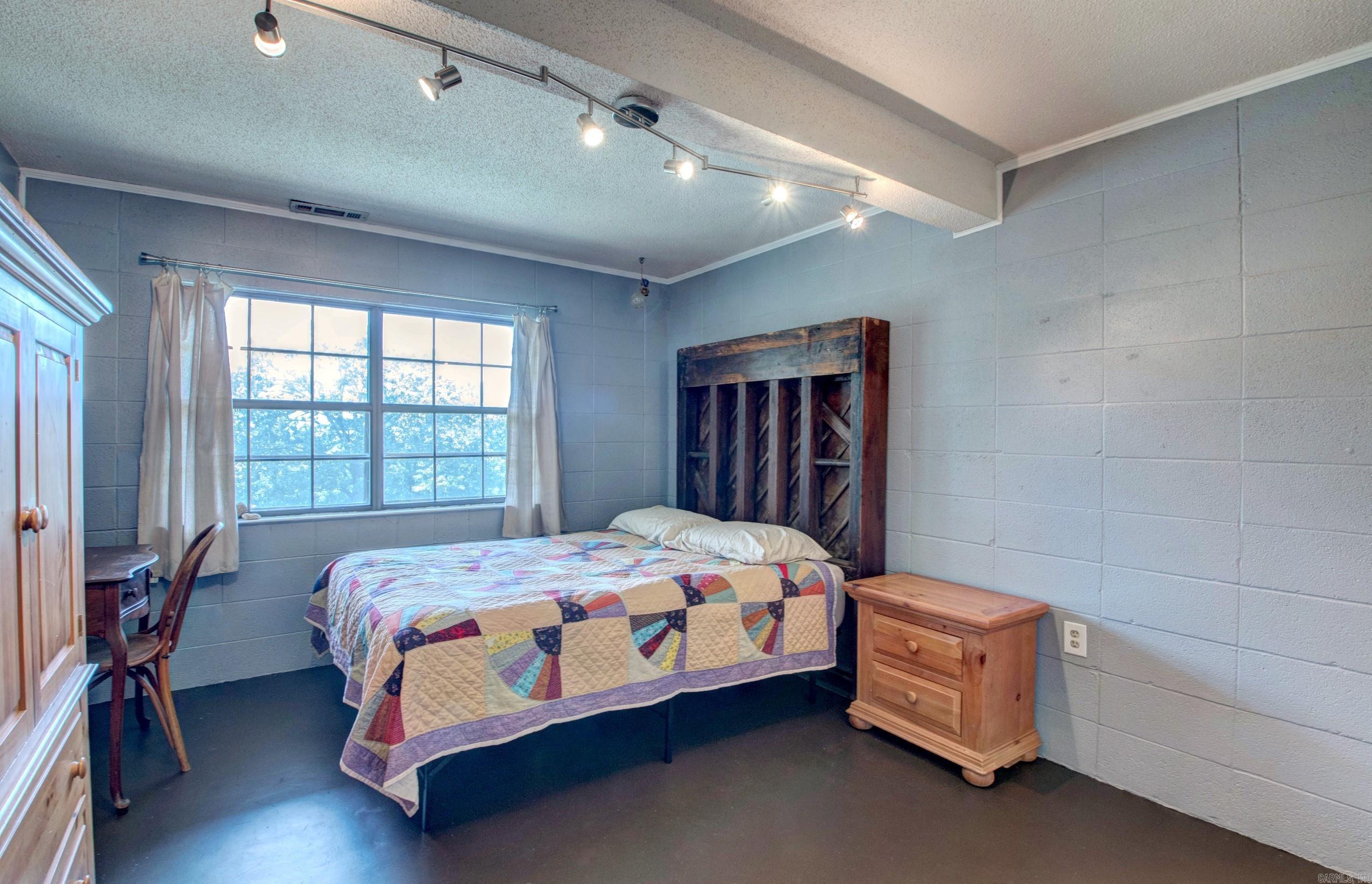 460 Grandview  Conway, AR
