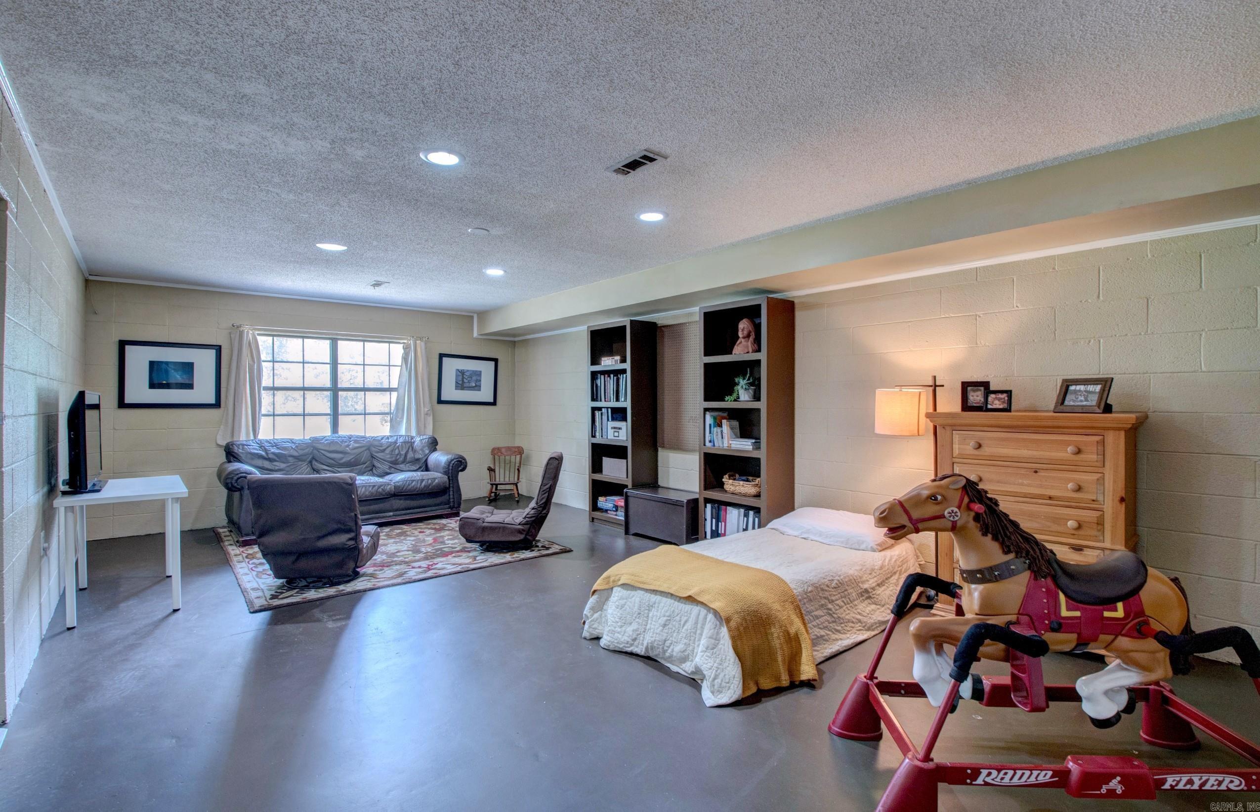 460 Grandview  Conway, AR