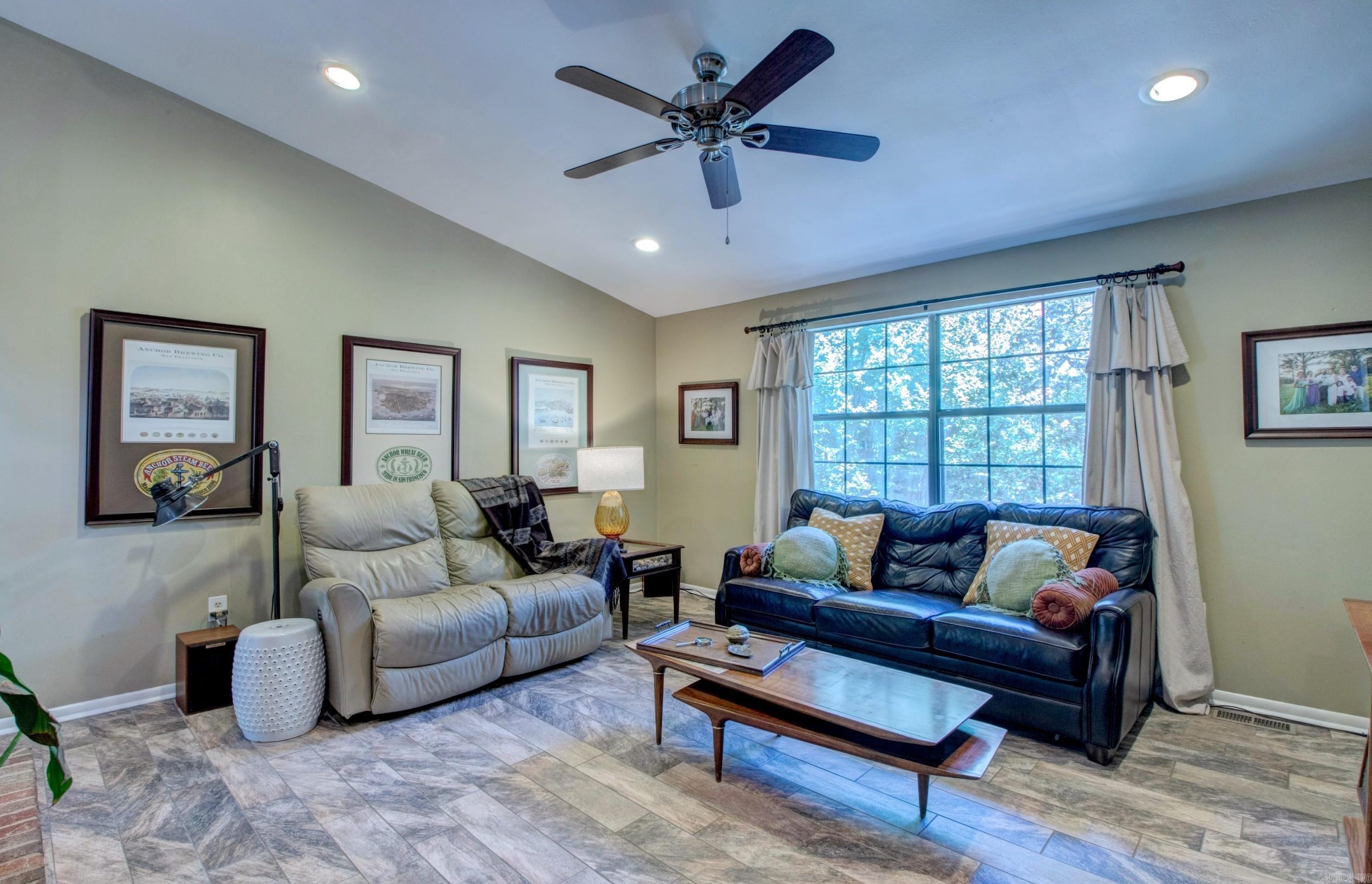 460 Grandview  Conway, AR